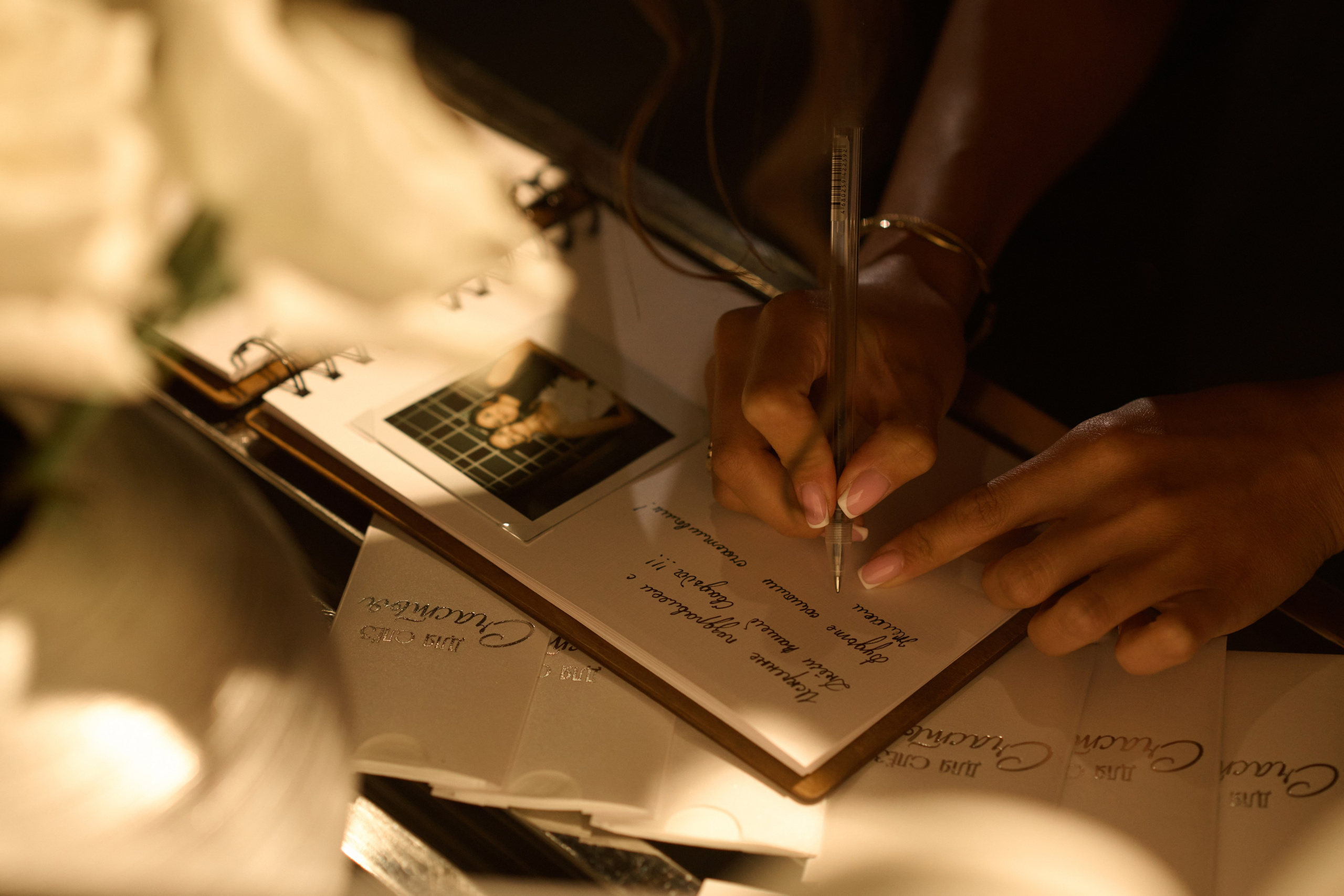 Марат и Карина — Ресторан «Dieci». Свадебный фотограф Екатеринбург/Челябинск — Любовь Волохова