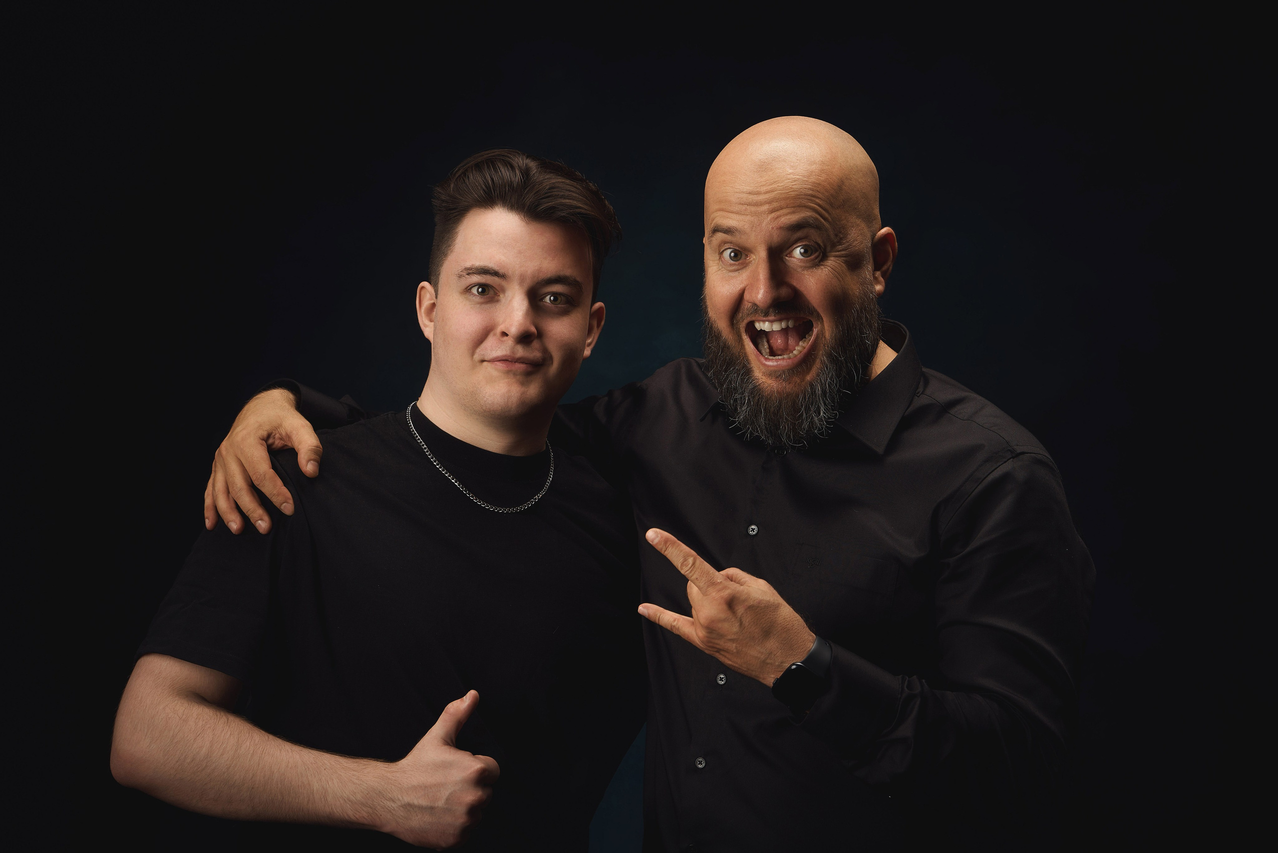 Портретная семейная фотосессия в студии. Семейный фотограф Евгений Опарин