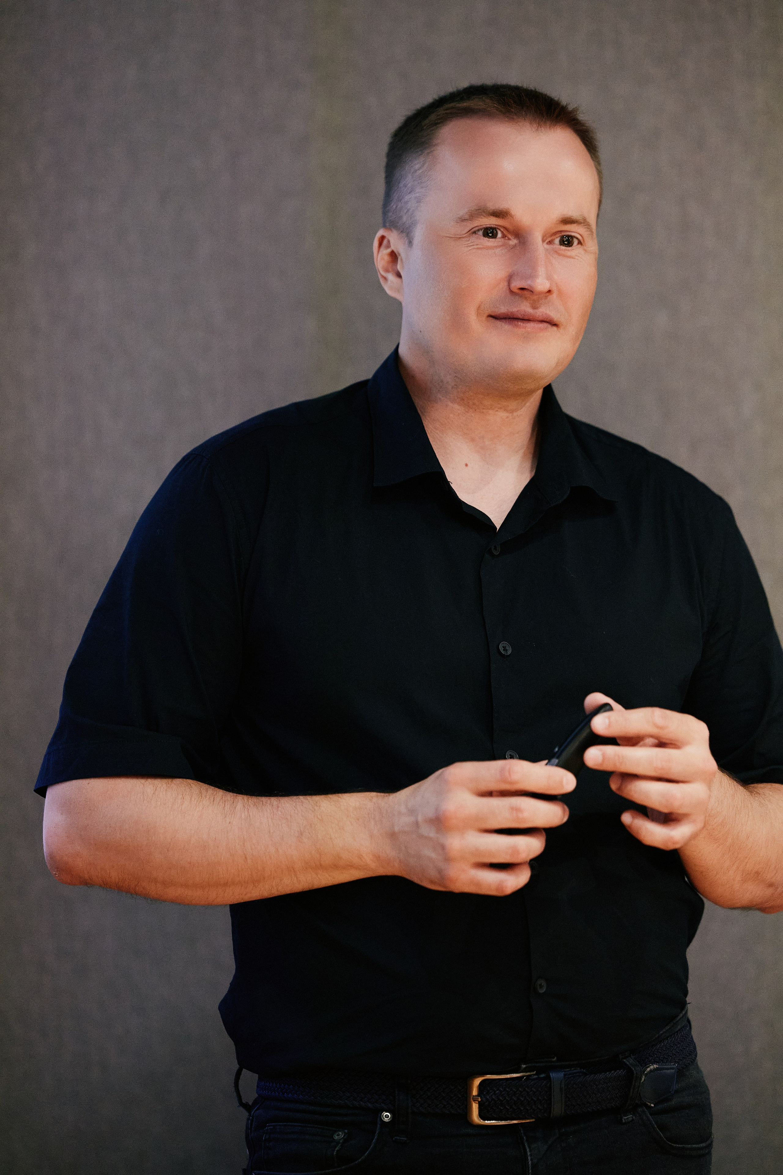 Бизнес завтрак в Golden Tulip 24.07. Свадебный репортажный фотограф краснодар максим дремов дрёмов фотосессия студия цена