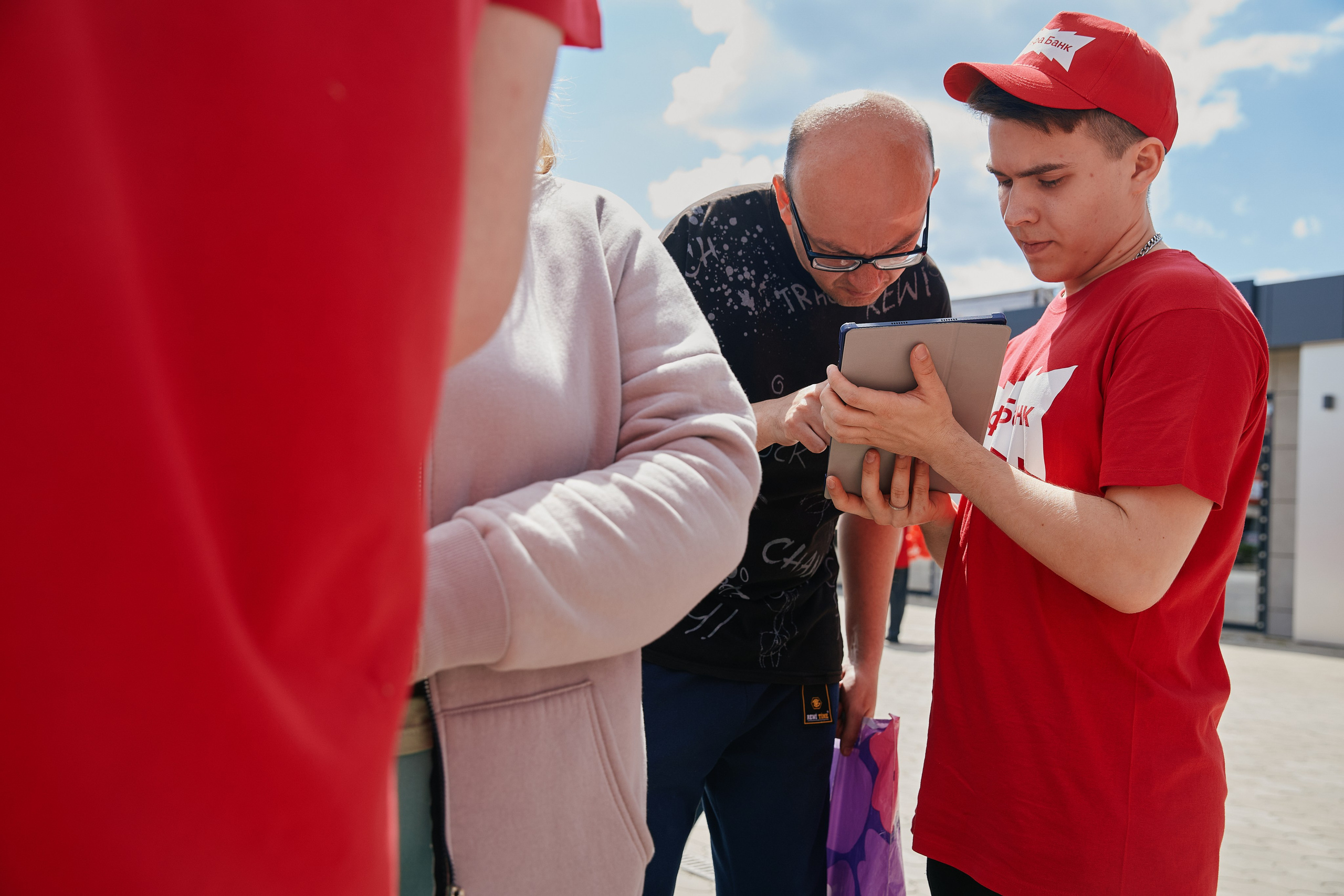Альфа День в ТК Центр Города 14.05. Свадебный репортажный фотограф краснодар максим дремов дрёмов фотосессия студия цена