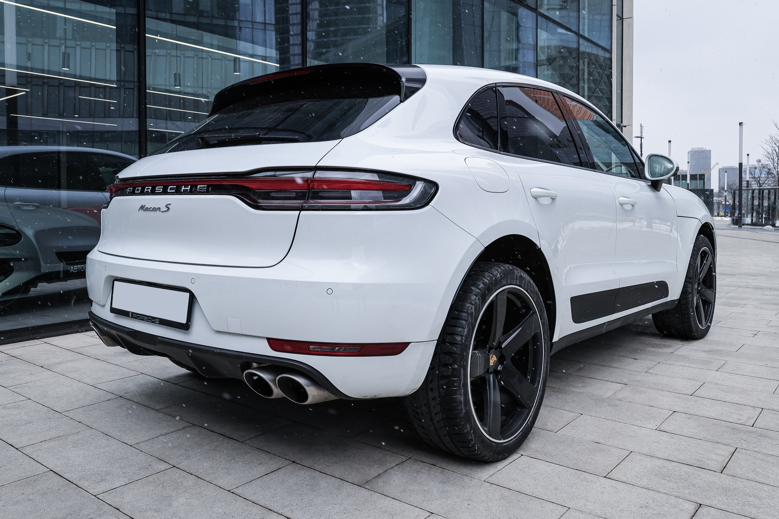 2021 PORSCHE MACAN S. Mixturecaptures