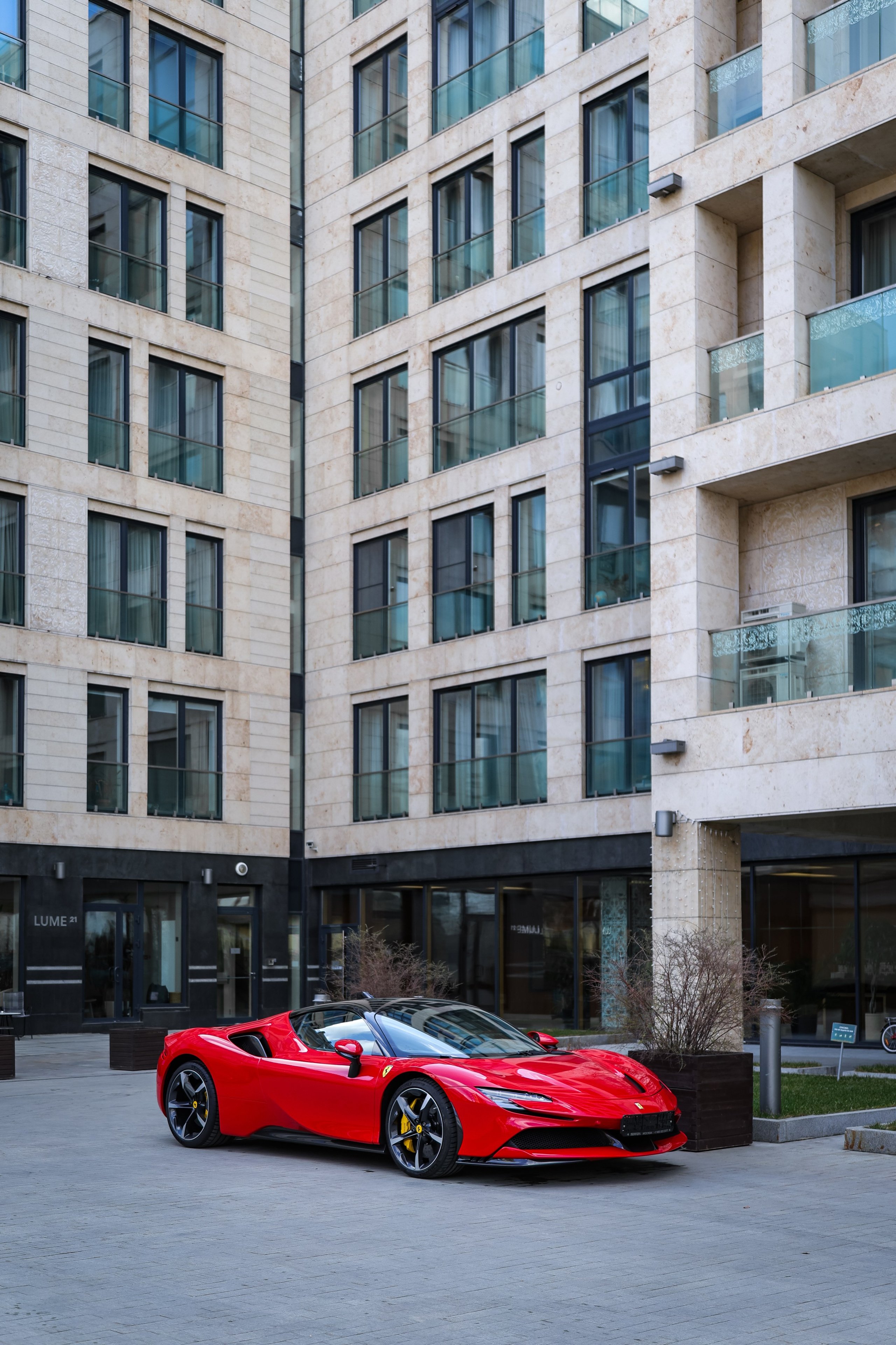 FERRARI SF90 STRADALE. Mixturecaptures