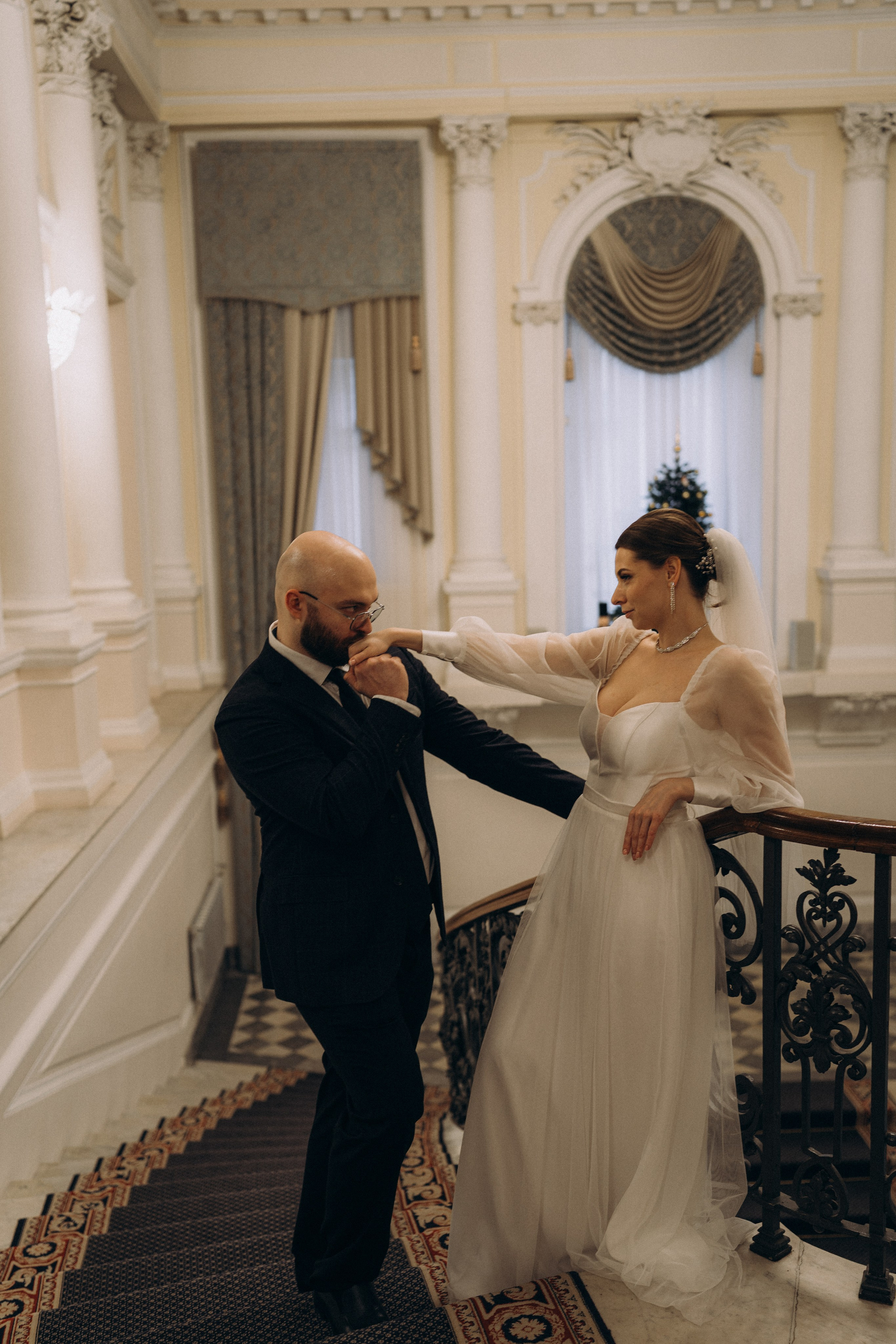 СВАДЕБНАЯ СЬЕМКА ВО ВТОРОМ ДВОРЦЕ (ДЕКАБРЬ) ТАКЖЕ СЬЕМКА В СТУДИИ НА ЧЕРНЫШЕВСКОЙ. Профессиональный фотограф, Санкт-Петербург — Виктория Богомолова