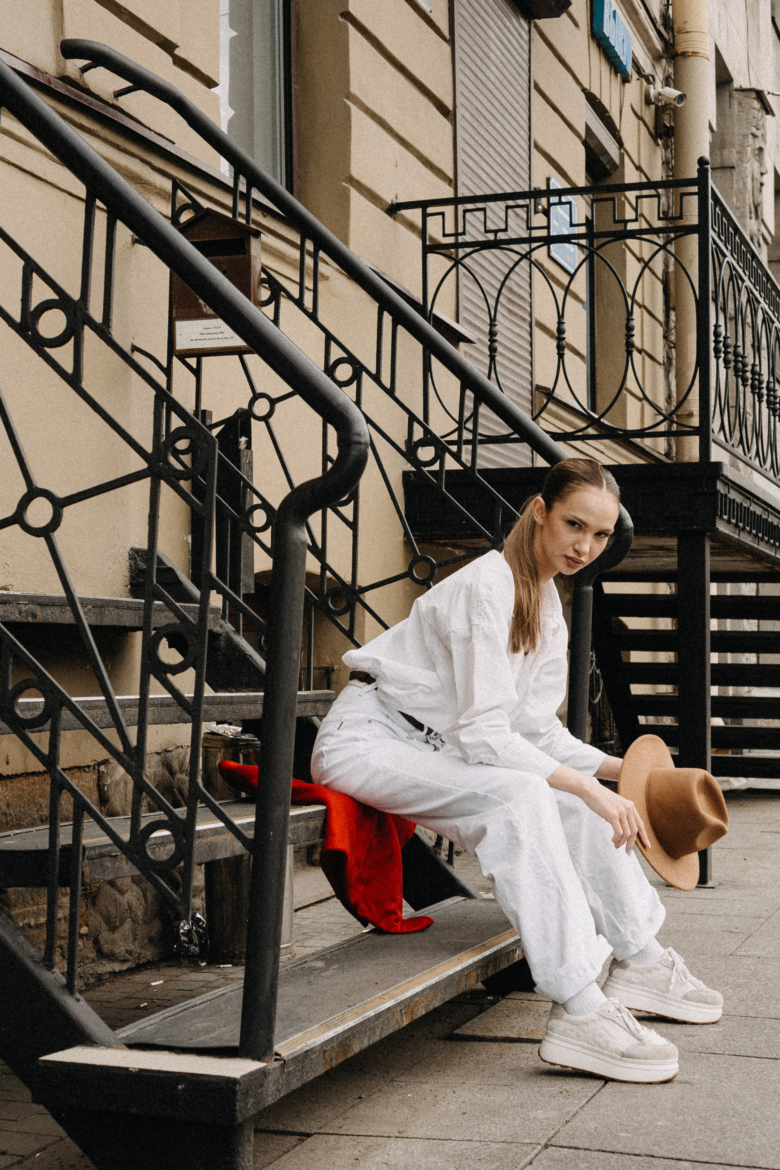 МЫ ГУЛЯЛИ ПРО КРЫШАМ ПИТЕРА. Профессиональный фотограф, Санкт-Петербург — Виктория Богомолова