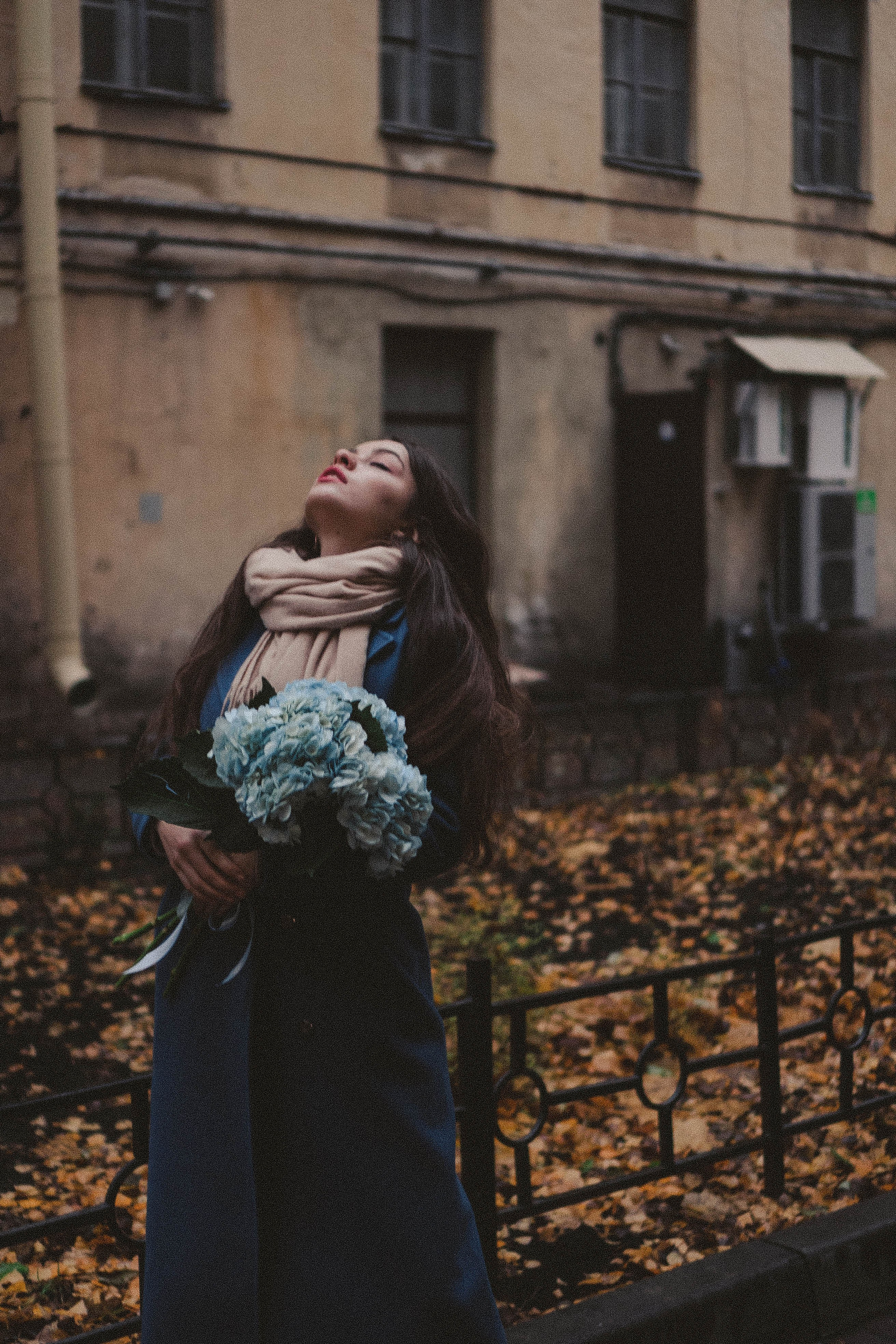 Прогулочная фотосессия по центру. Профессиональный фотограф, Санкт-Петербург — Виктория Богомолова