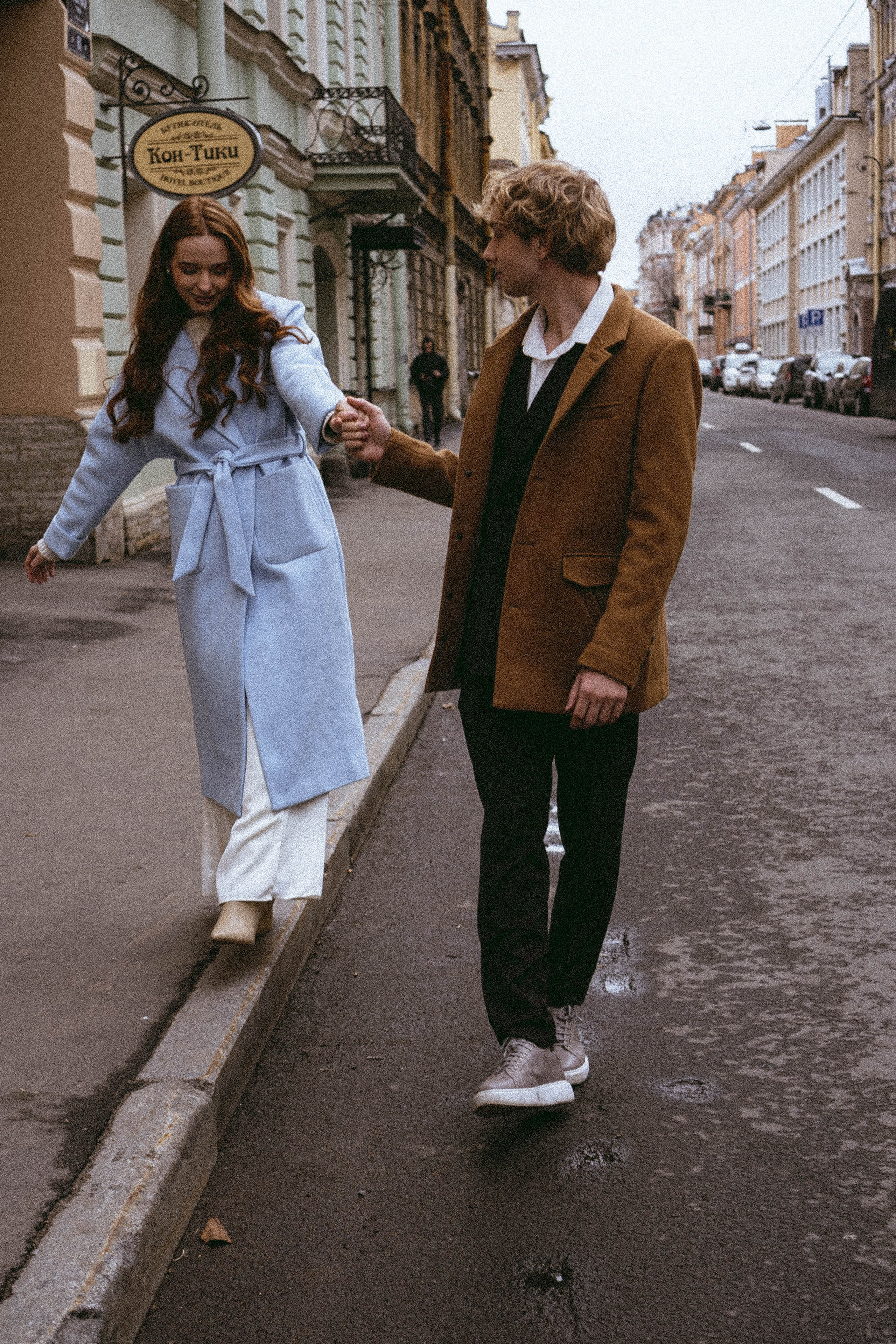 СВАДЕБНАЯ СЬЕМКА В ОТЕЛЕ. СБОРЫ ЖЕНИХА И НЕВЕСТЫ И ТАКЖЕ ТОР И ПОДГОТОВКА К ПРОГУЛКЕ И ПРОГУЛКА ПО ПЕТРОГРАДКЕ. Профессиональный фотограф, Санкт-Петербург — Виктория Богомолова