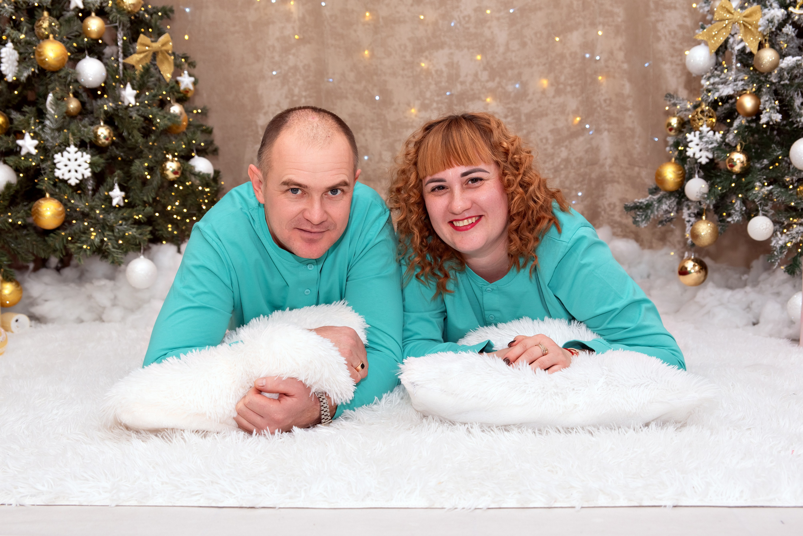 Новогодняя семейная фотосессия для большой и дружной семьи Кристины Данелькевич. Свадебный и семейный фотограф в Кыштыме Челябинске Марина Шигапова