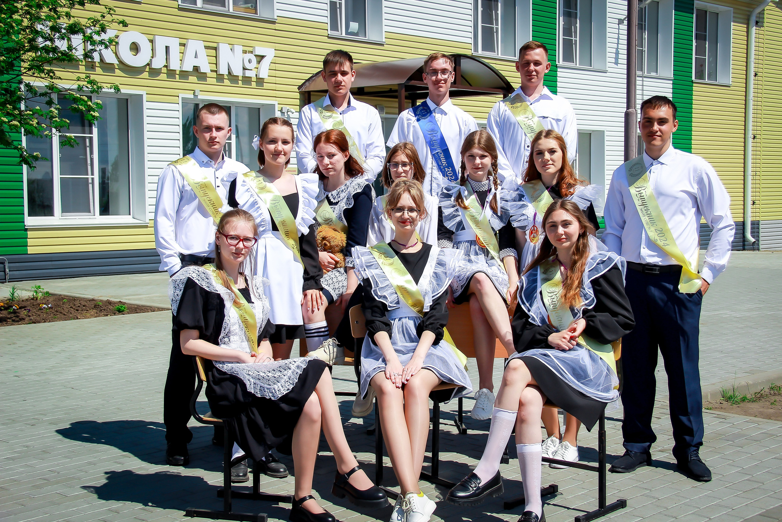 9-11 классы СЪЁМКИ ВЫПУСКНЫХ И ПОСЛЕДНИХ ЗВОНКОВ. Выпускные альбомы для школ и Детских садов в Барнауле /Выпускные/Свадебные/Детские/Семейные и др. виды съёмок /Фотограф Вера Валейко