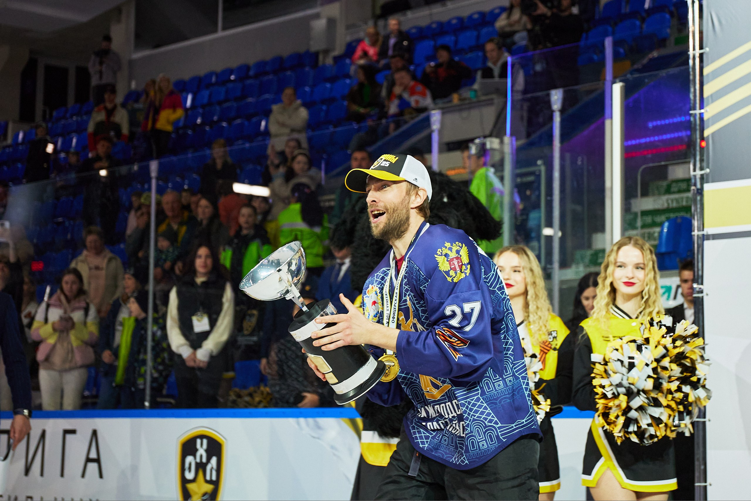 Репортаж. Офицерская хоккейная лига 2025 год. Спортивный фотограф Некрасов Денис