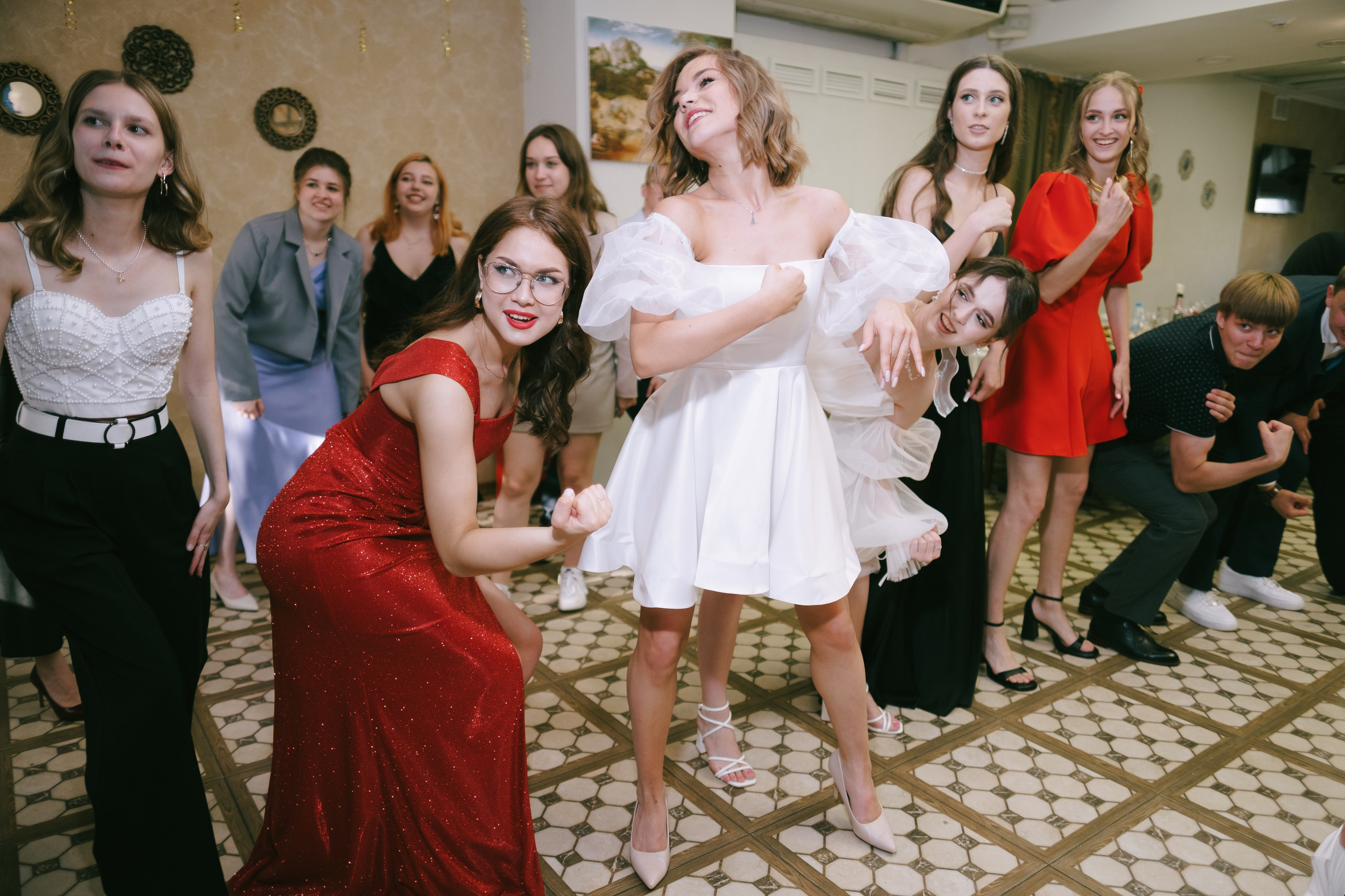 Выпускной школа 33. Свадебный и репортажной фотограф Денис Ожигин в Краснодаре и Краснодарском крае