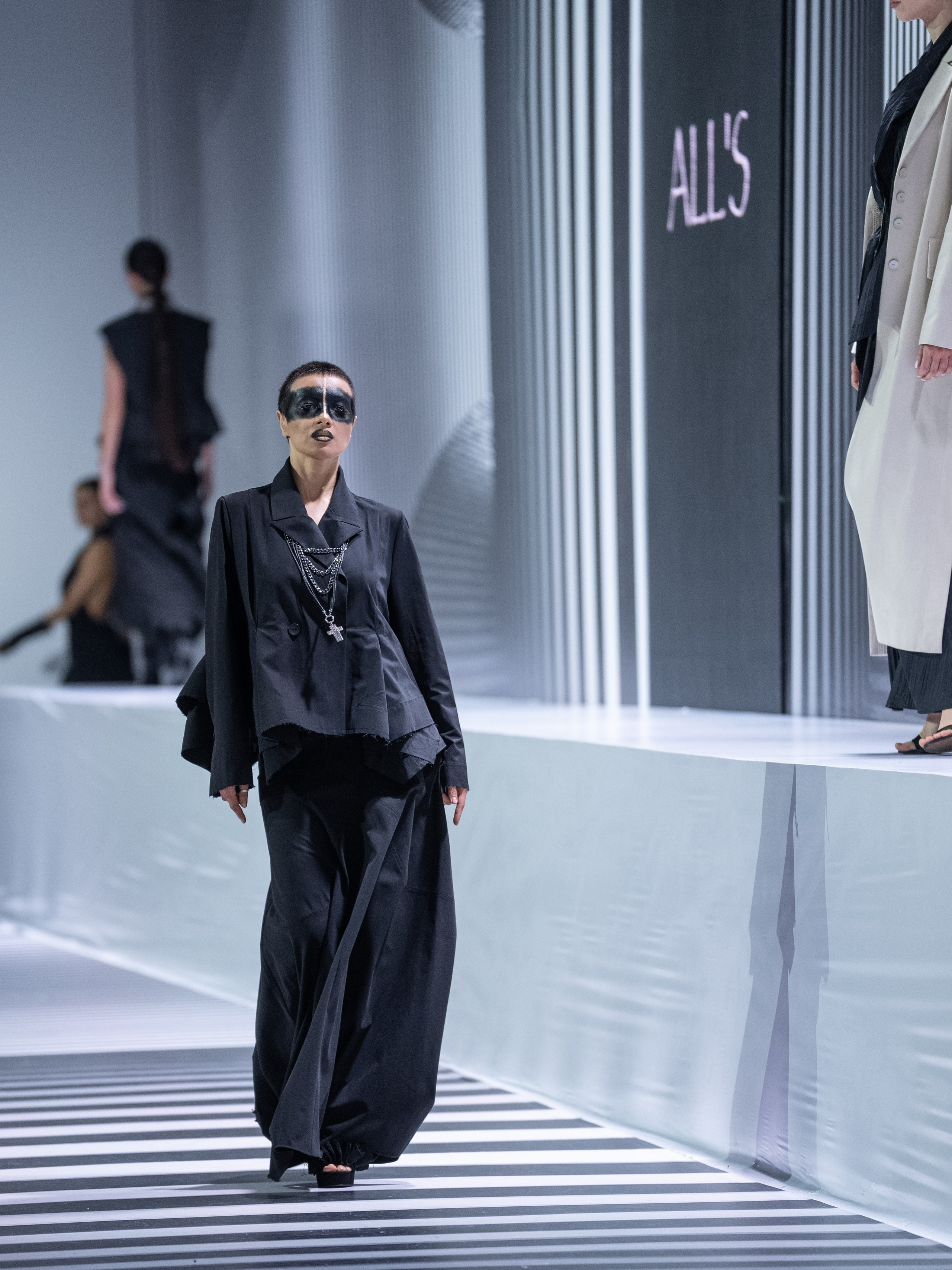 ALL’S (Tanya Levitskaya, Германия). Сайт Алматинского НЮ АРТ, будуар и фэшн фотографа Дениса Карпенко