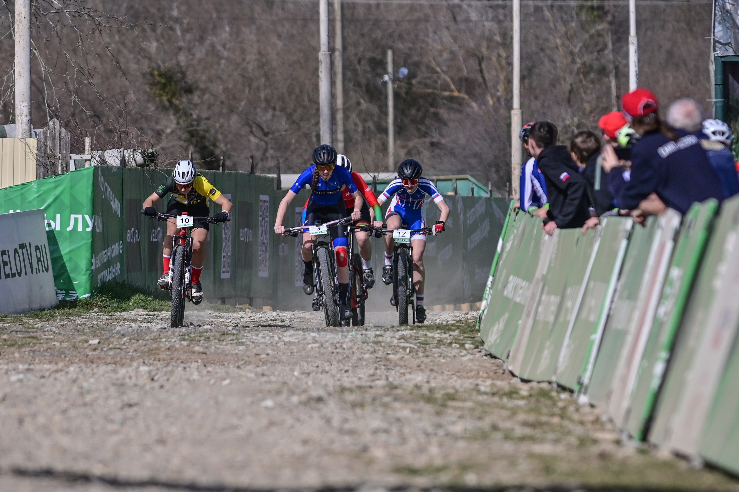 Маунтинбайк, кросс-кантри в Архипо-Осиповке 16 марта 2025. Спортивный фотограф, фотожурналист Павел Ларькин
