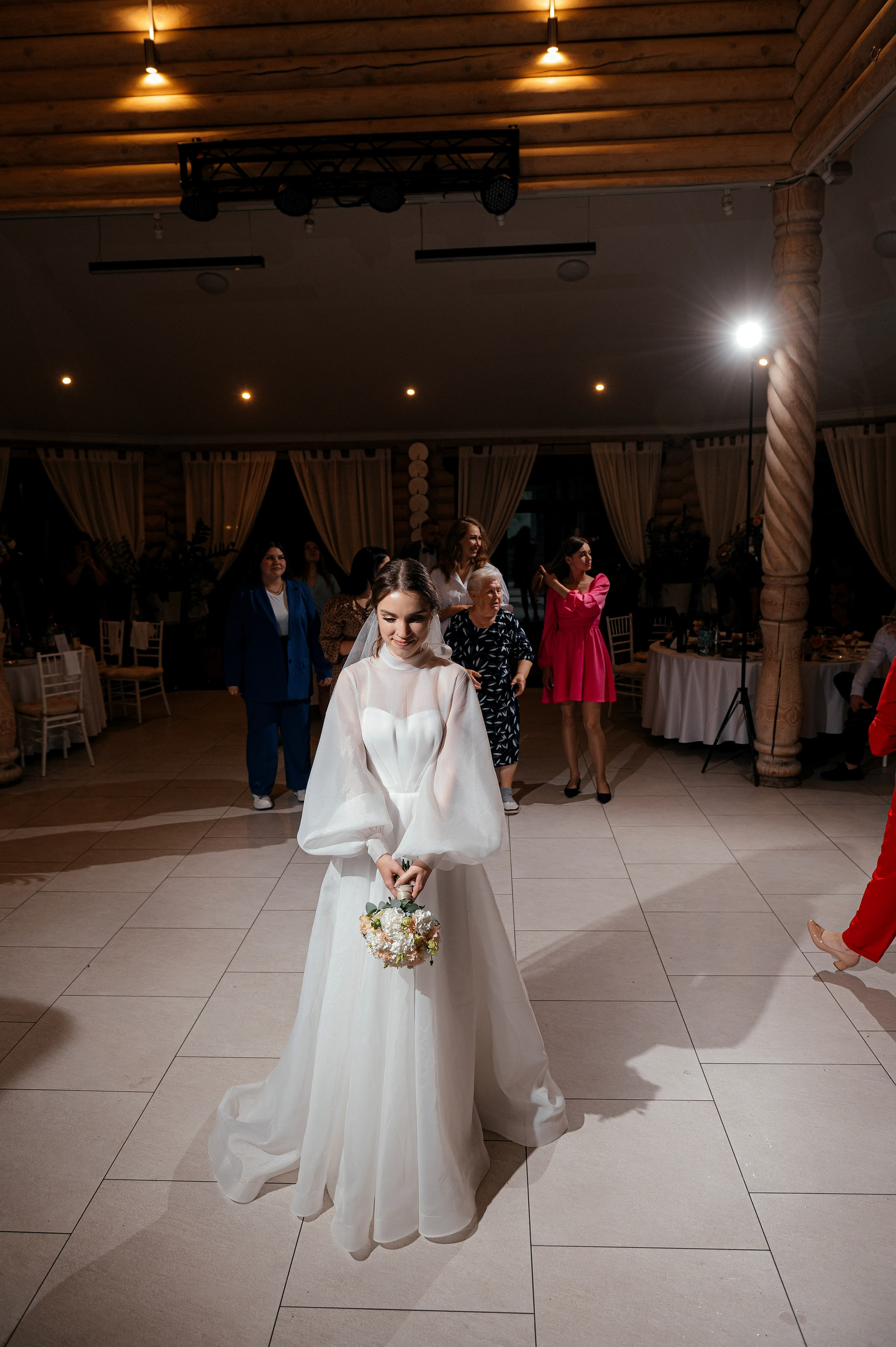 Дождик свадьбе не помеха! Гребнево, Барин. Свадебный и семейный фотограф Виктория Носачёва. Щелково, Москва и МО