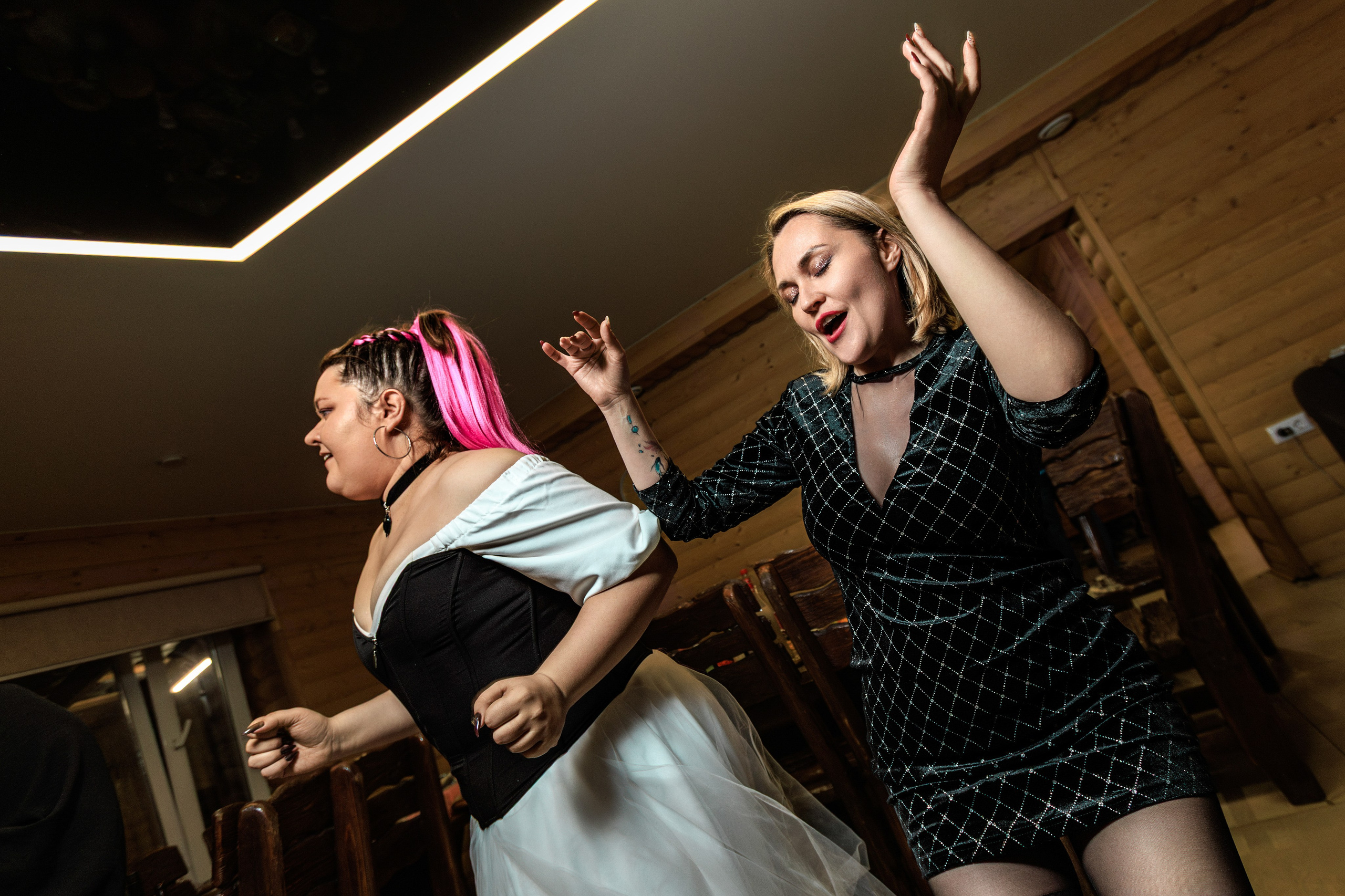 День рождения Алёны. Репортажный фотограф Екатеринбург | Яркий, качественный репортаж | Концерты, клубы, репортаж, праздники, корпоративы