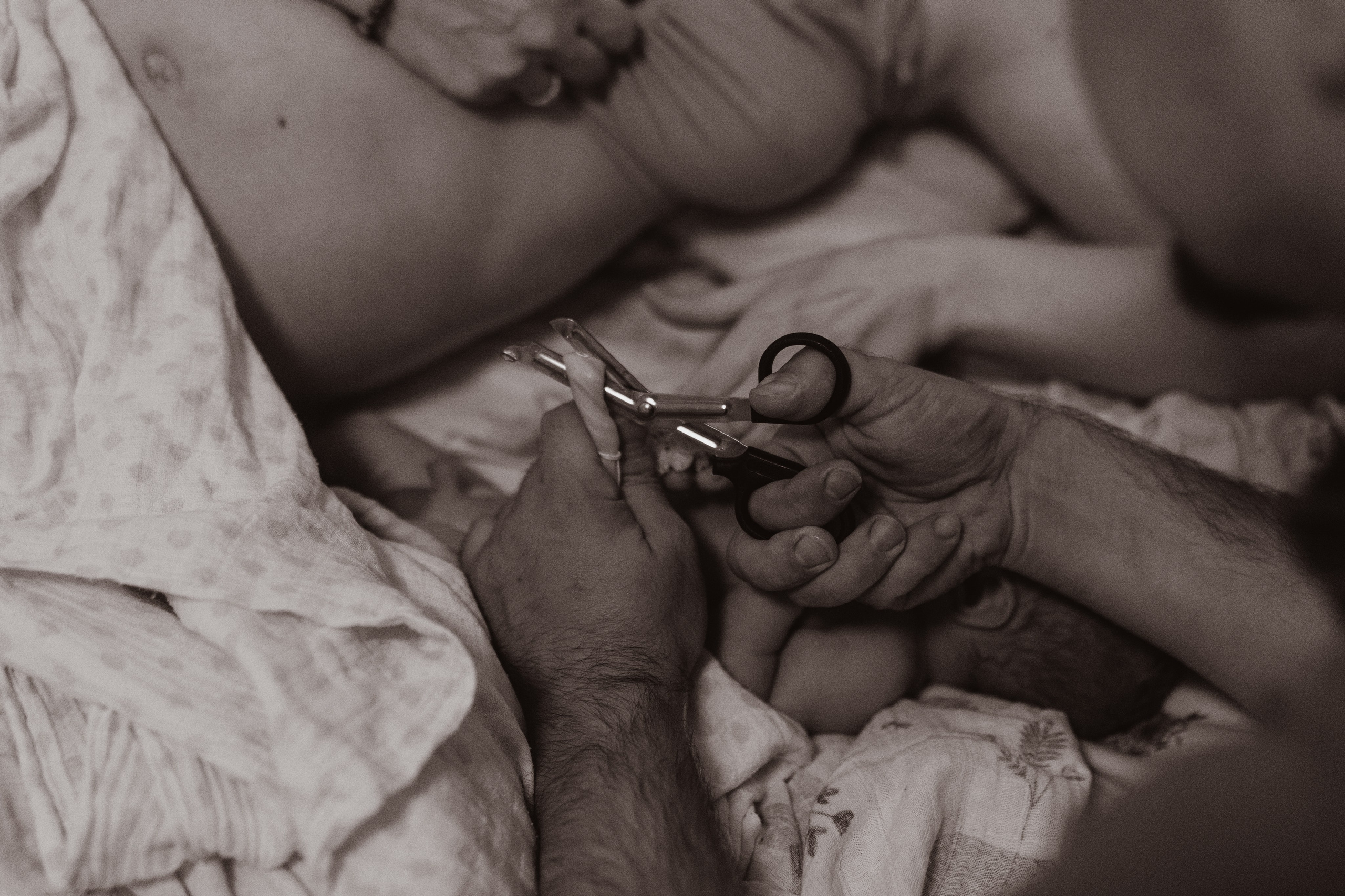 Таинство рождения. Семейный, ньюборн фотограф, фотограф на роды в Москве, Виктория Тюльдюкова