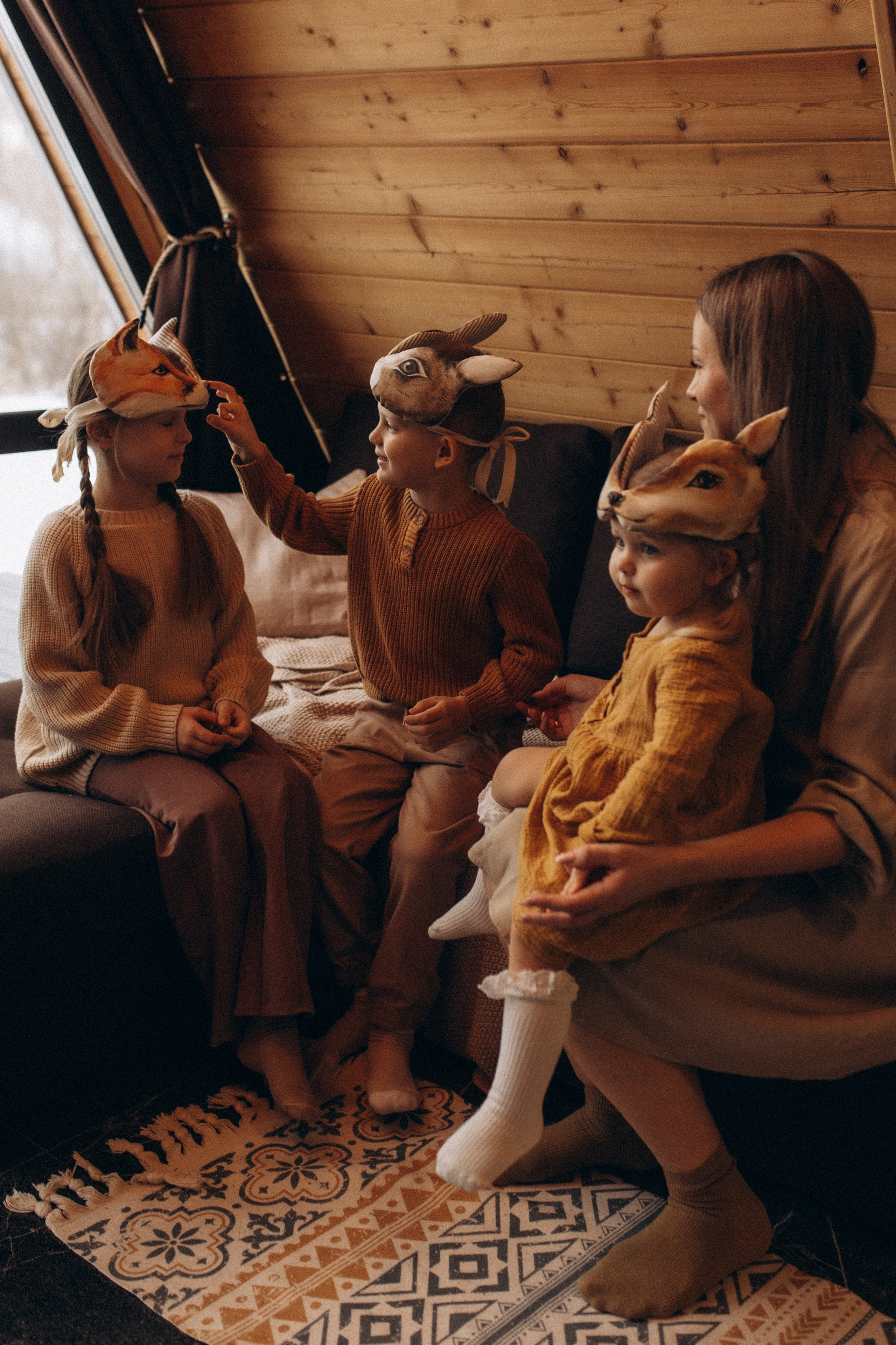 Предновогодняя история в домике. Семейный фотограф lifestyle в Новосибирске Елена Шпилевая