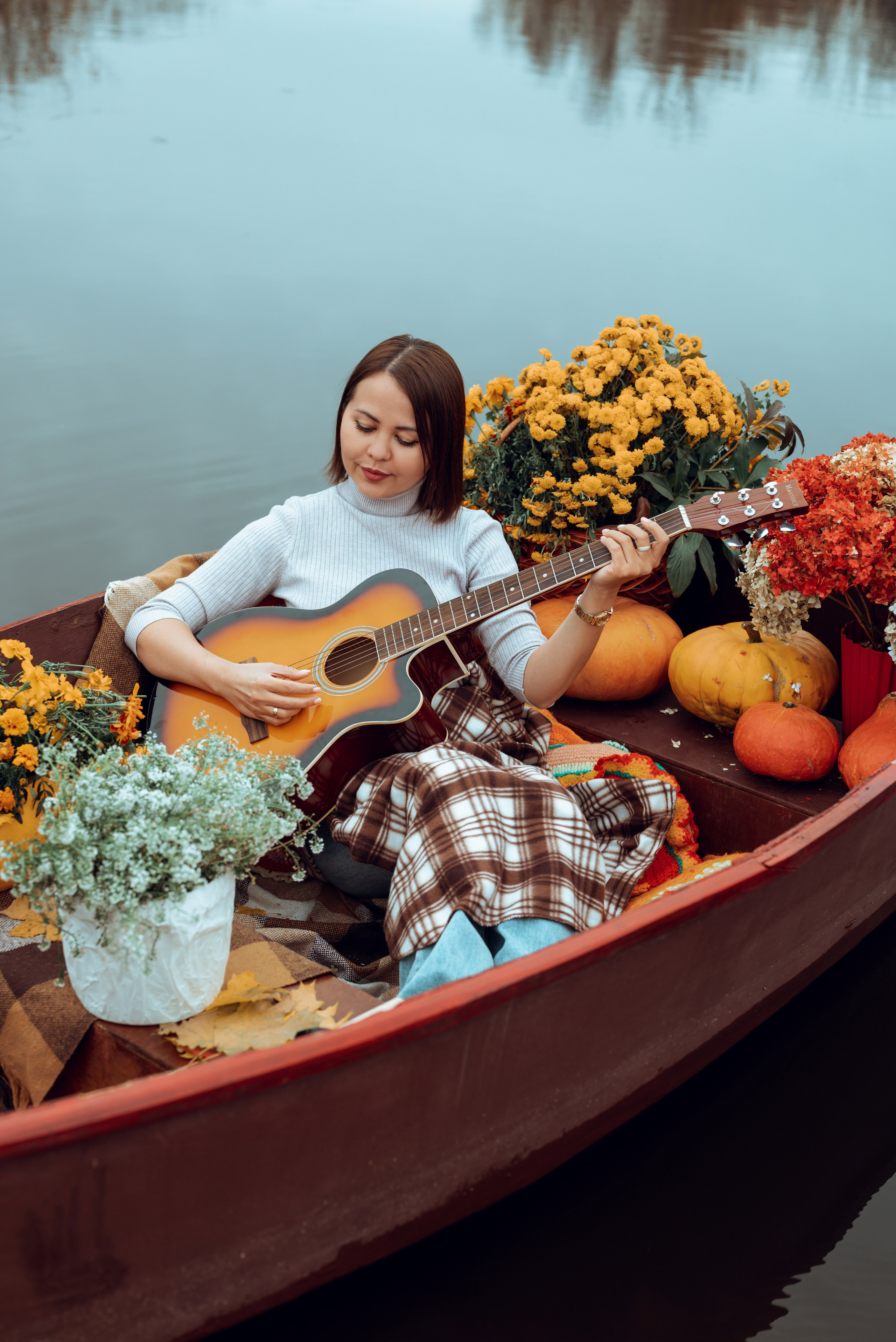 Фотопроект с осенней лодкой. Фотограф в городе Салават