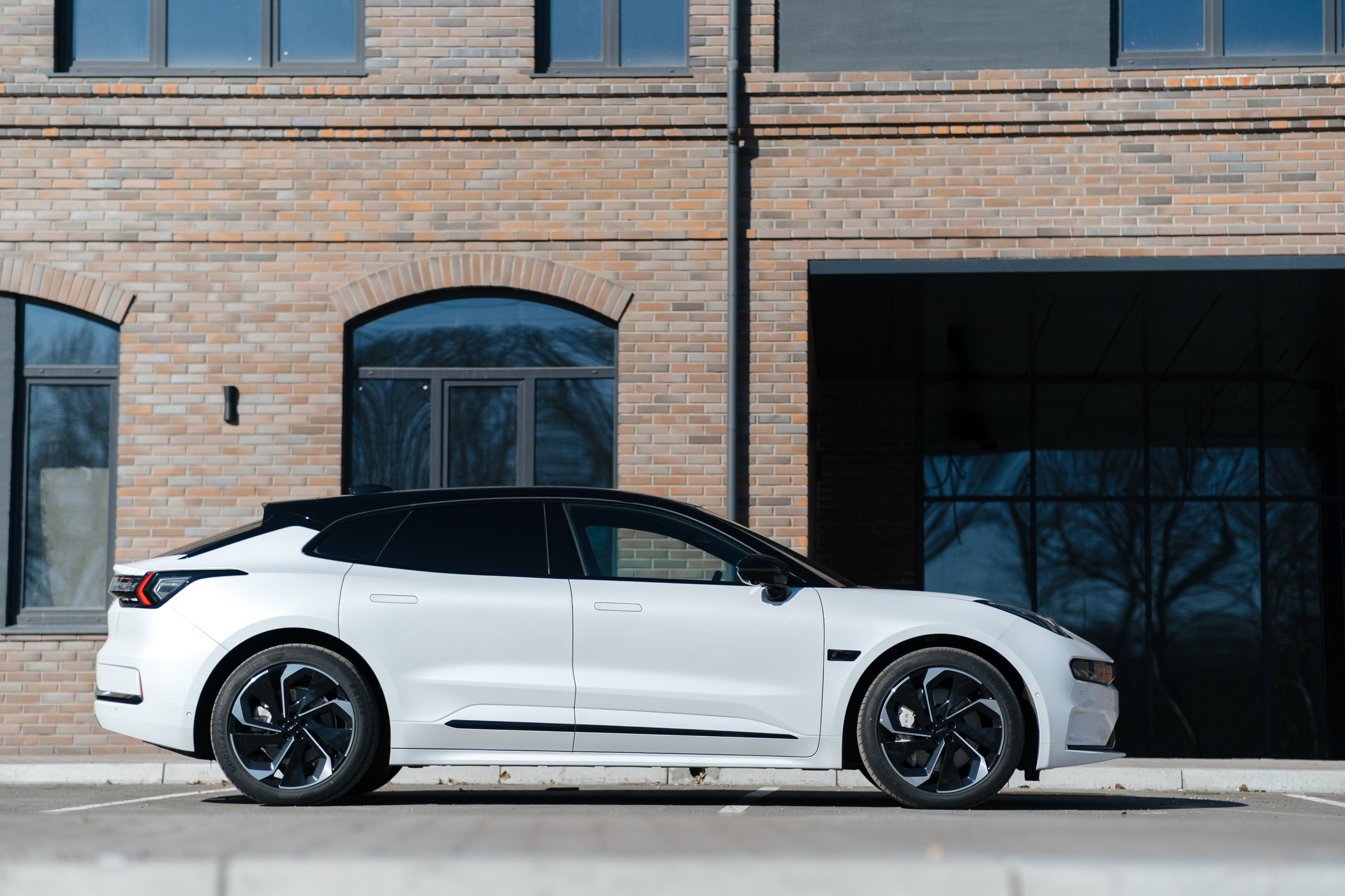 ZEEKR 001. Фуд и предметный фотограф Виталий Морозов г. Москва