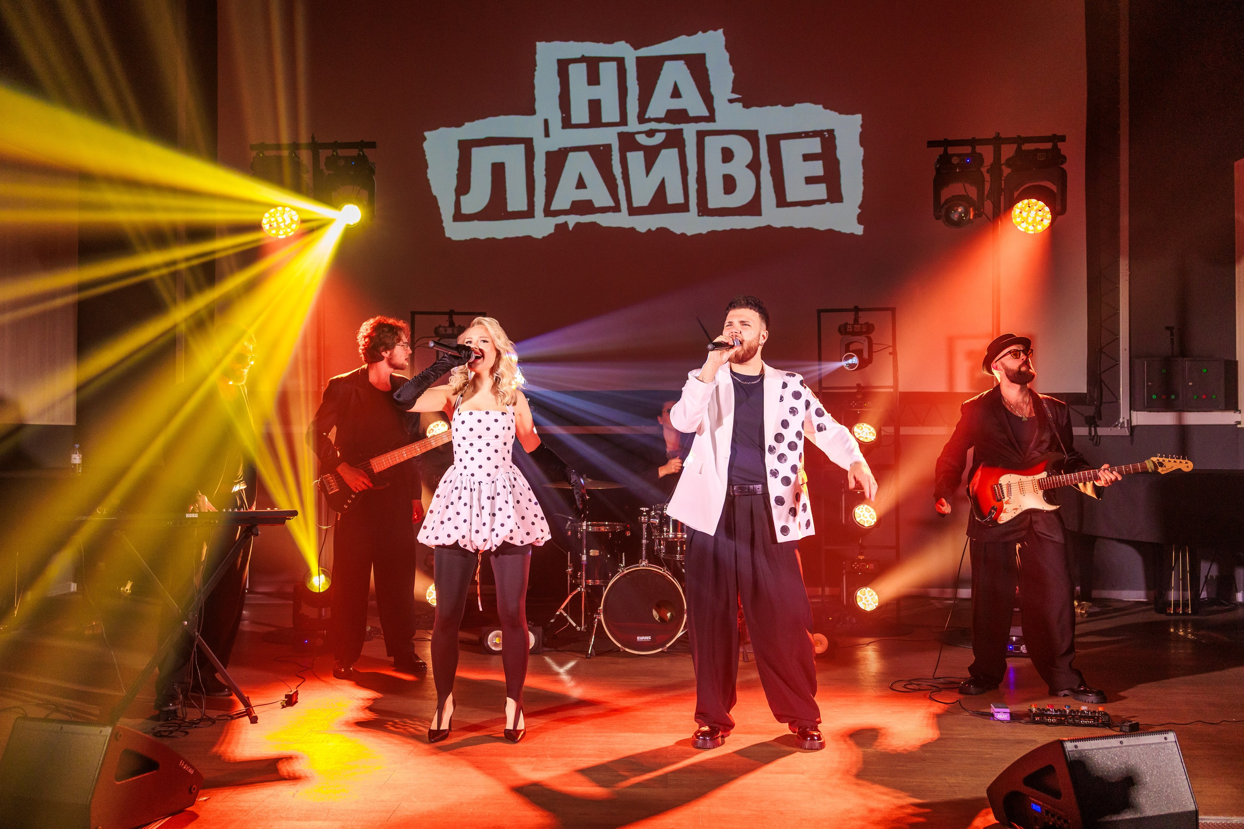 Кавер-группа «На лайве». Фотограф в Москве Дмитрий Емельянов