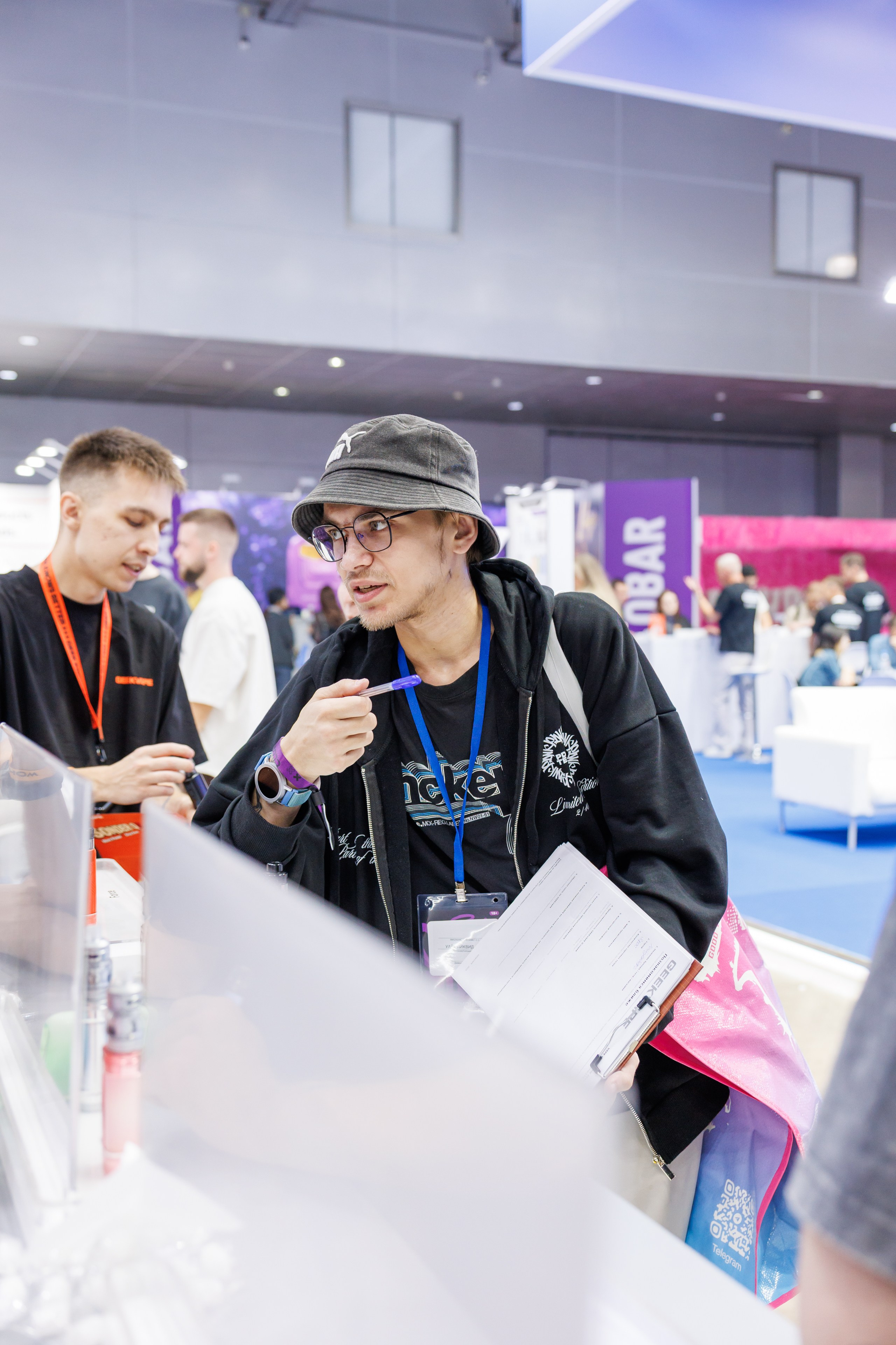 VAPE CLUB SHOW 2026. Фотограф в Москве Дмитрий Емельянов