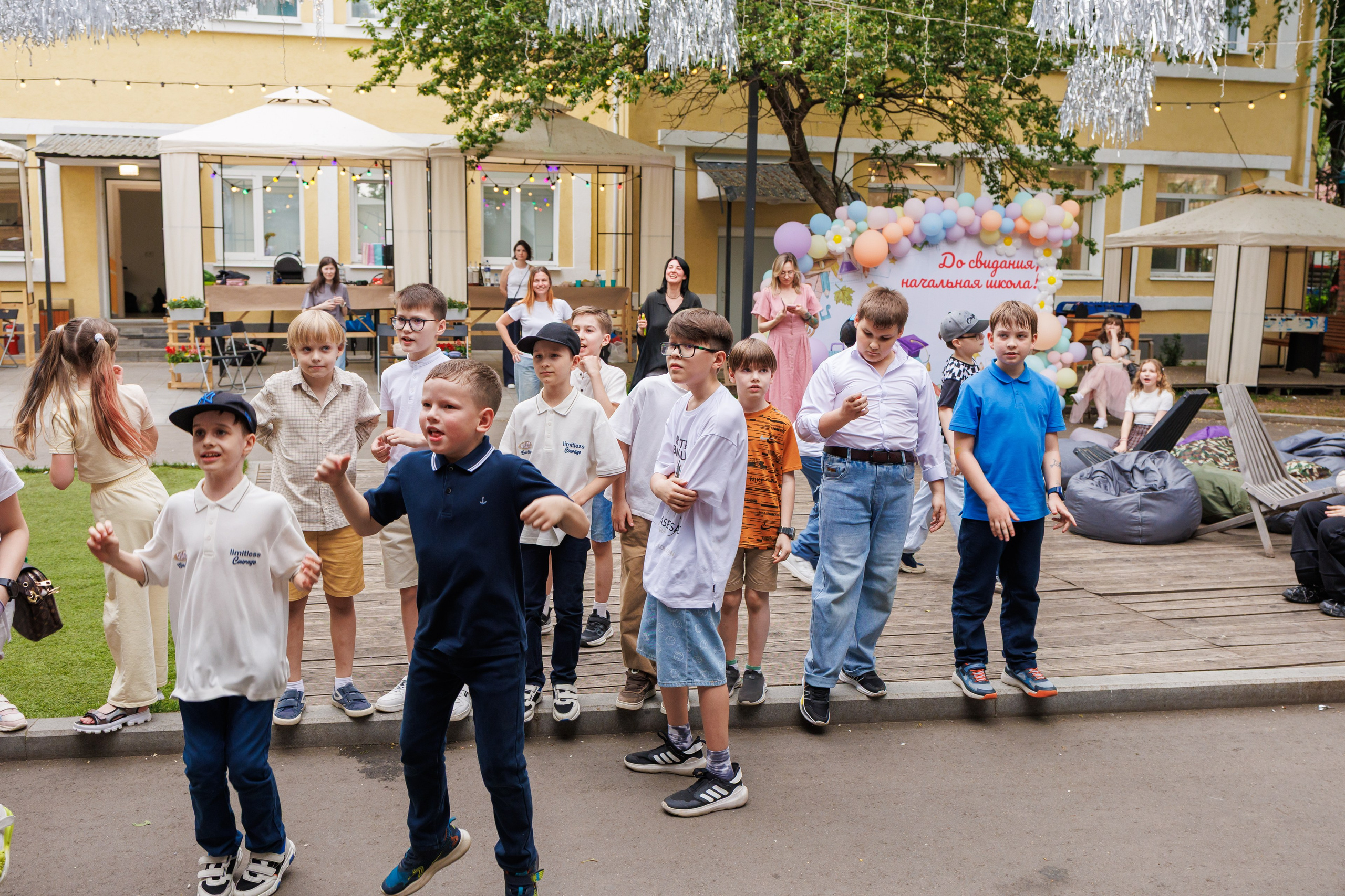 Выпускной 4 класс. Фотограф в Москве Дмитрий Емельянов