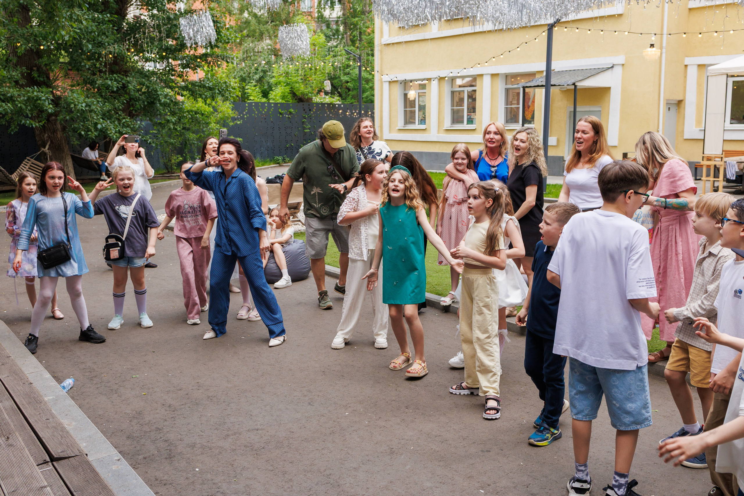 Выпускной 4 класс. Фотограф в Москве Дмитрий Емельянов
