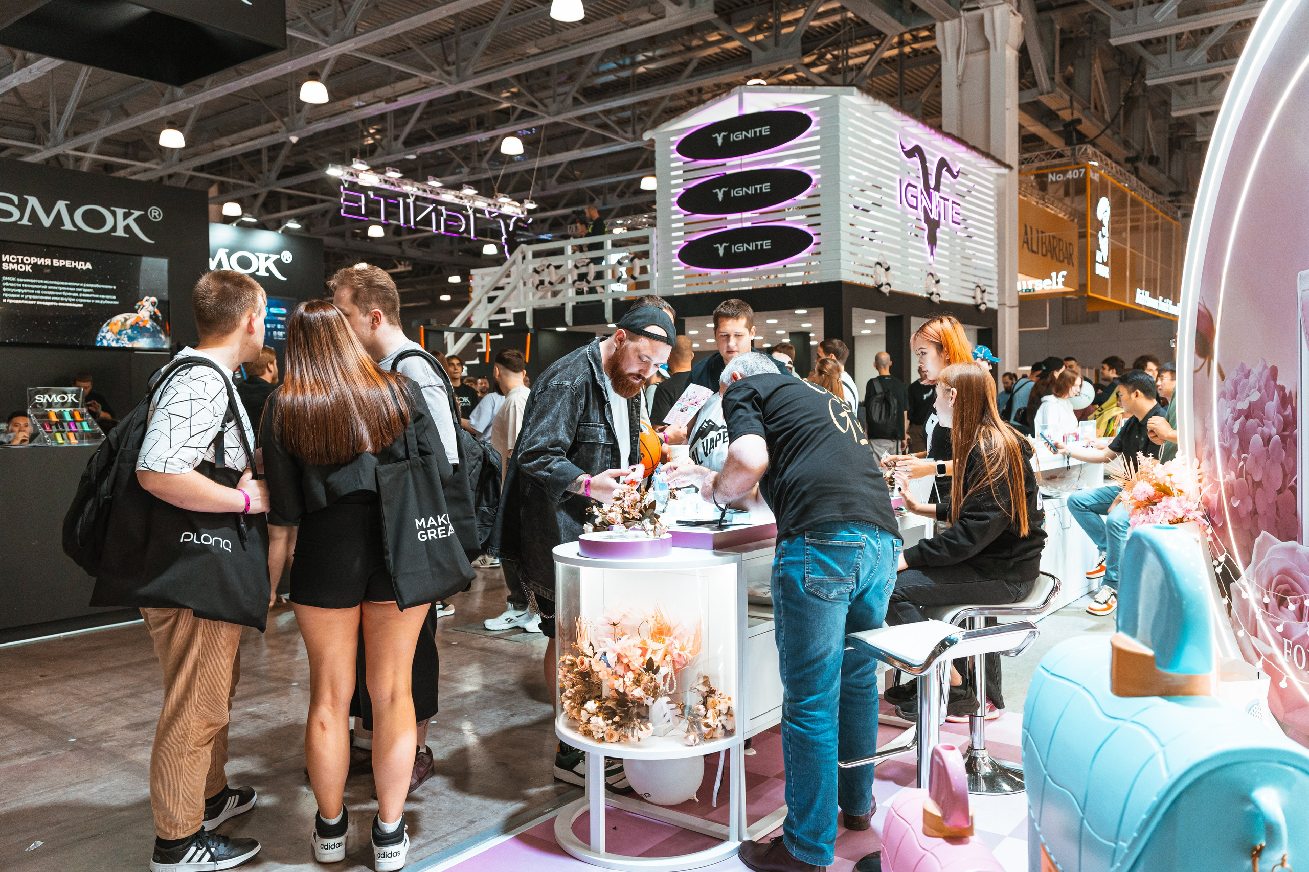 VAPE CLUB SHOW 2025 Крокус Экспо. Фотограф в Москве Дмитрий Емельянов