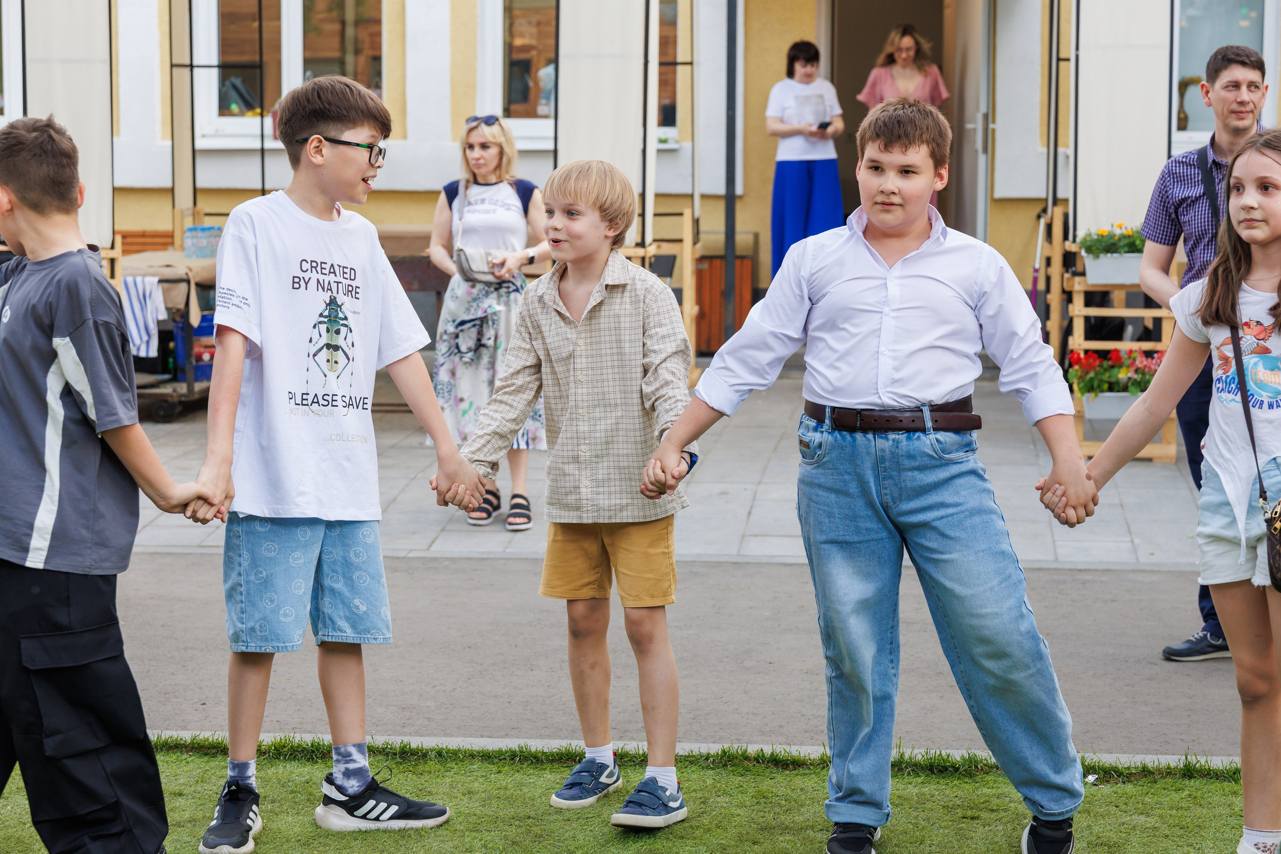 Выпускной 4 класс. Фотограф в Москве Дмитрий Емельянов