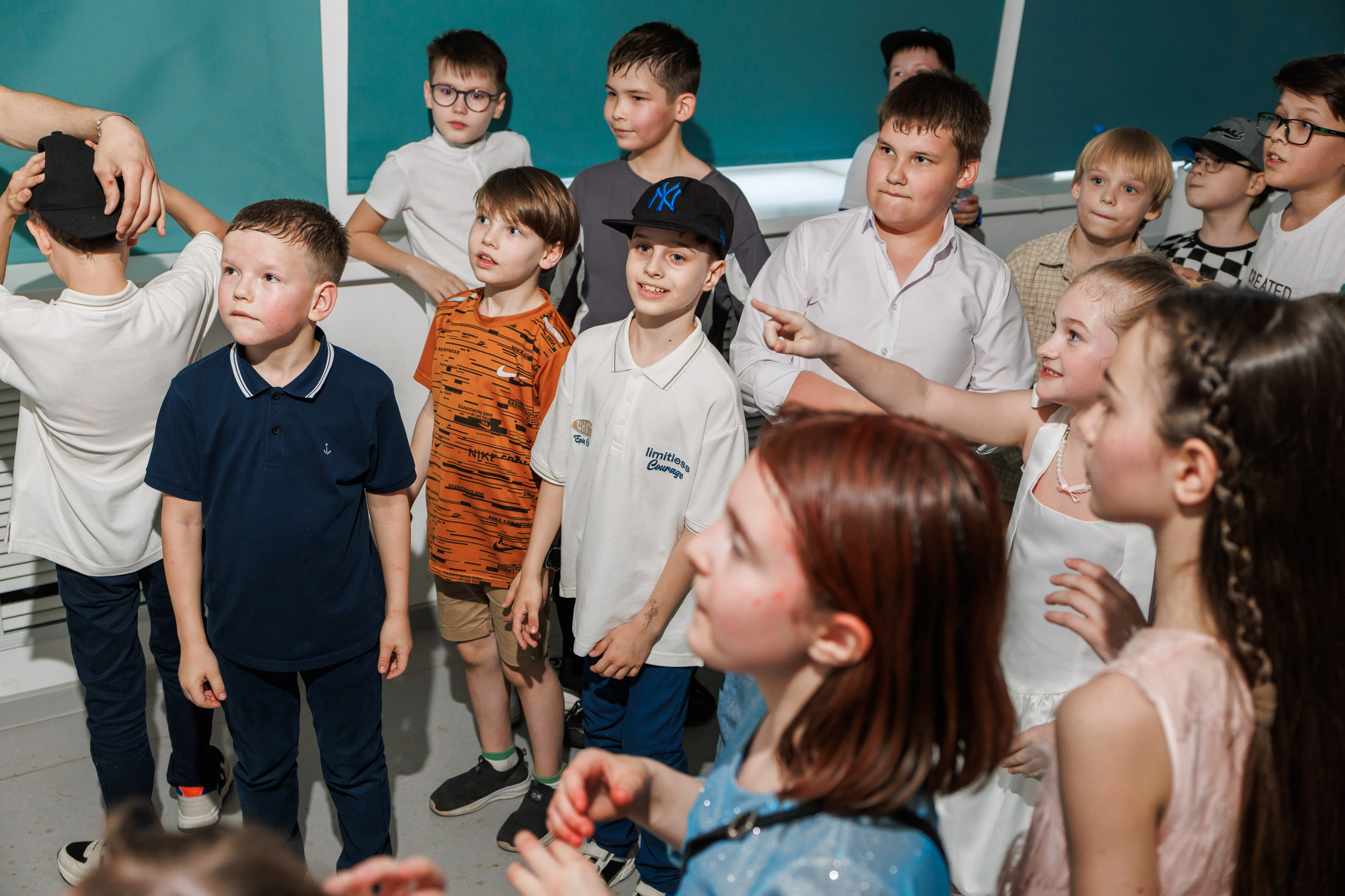 Выпускной 4 класс. Фотограф в Москве Дмитрий Емельянов