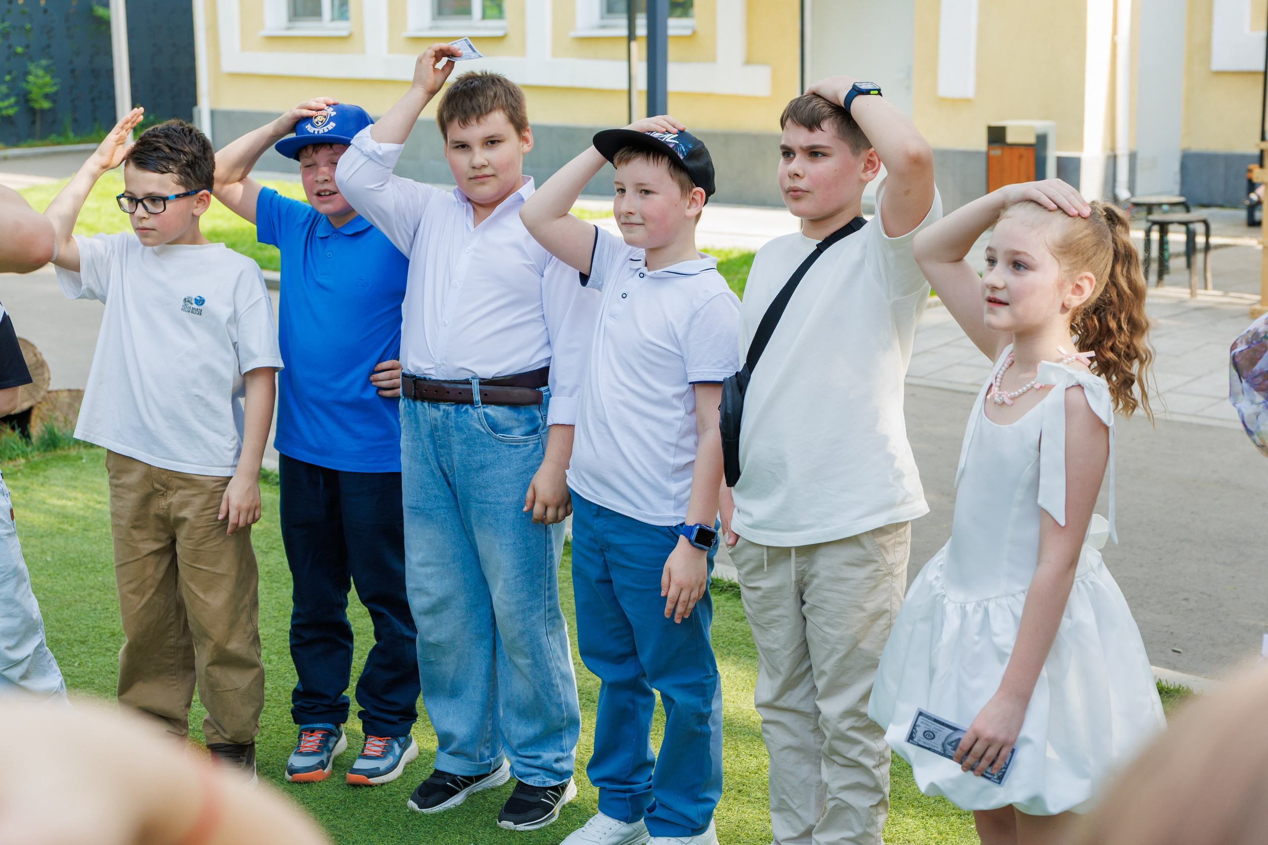 Выпускной 4 класс. Фотограф в Москве Дмитрий Емельянов