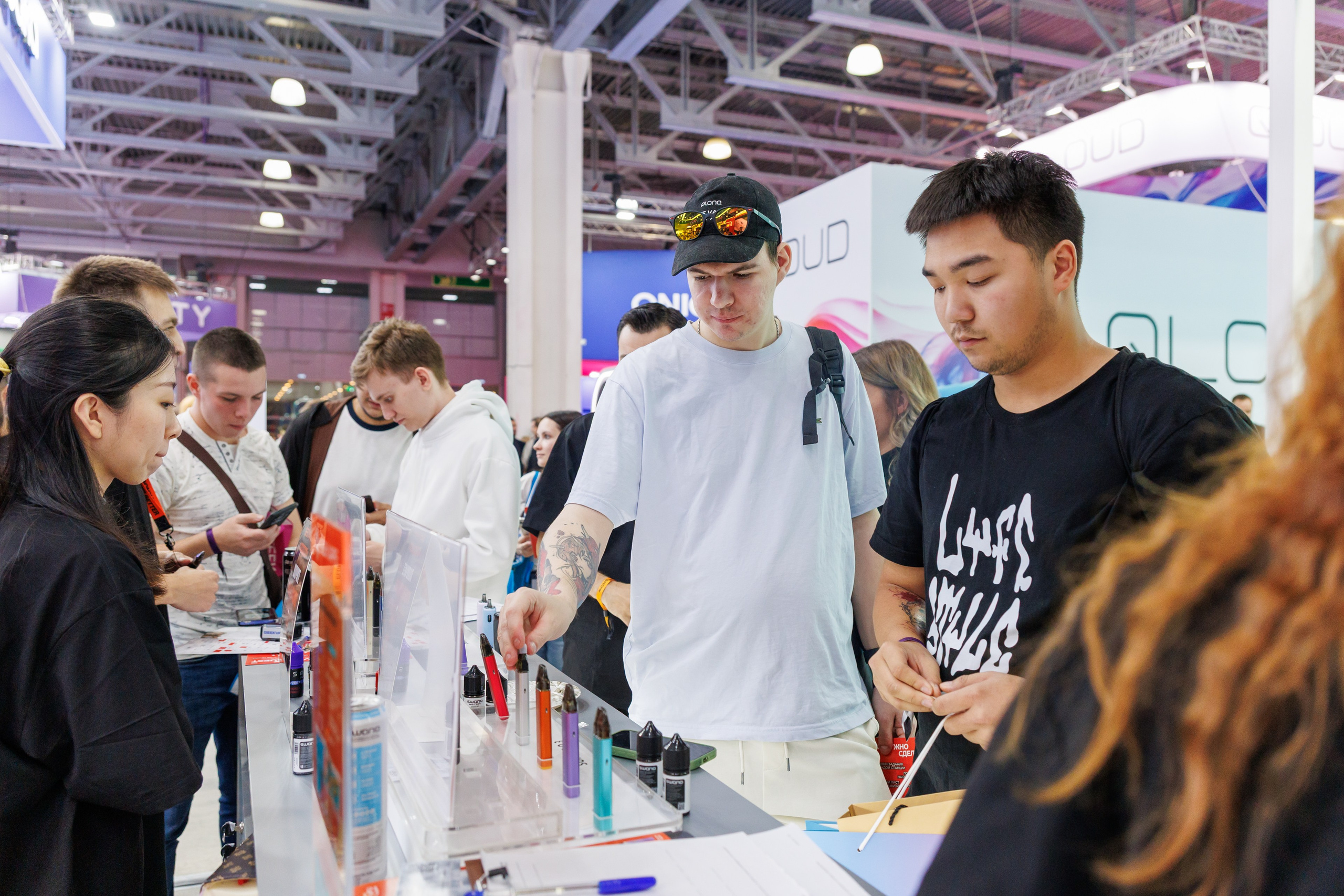 VAPE CLUB SHOW 2026. Фотограф в Москве Дмитрий Емельянов