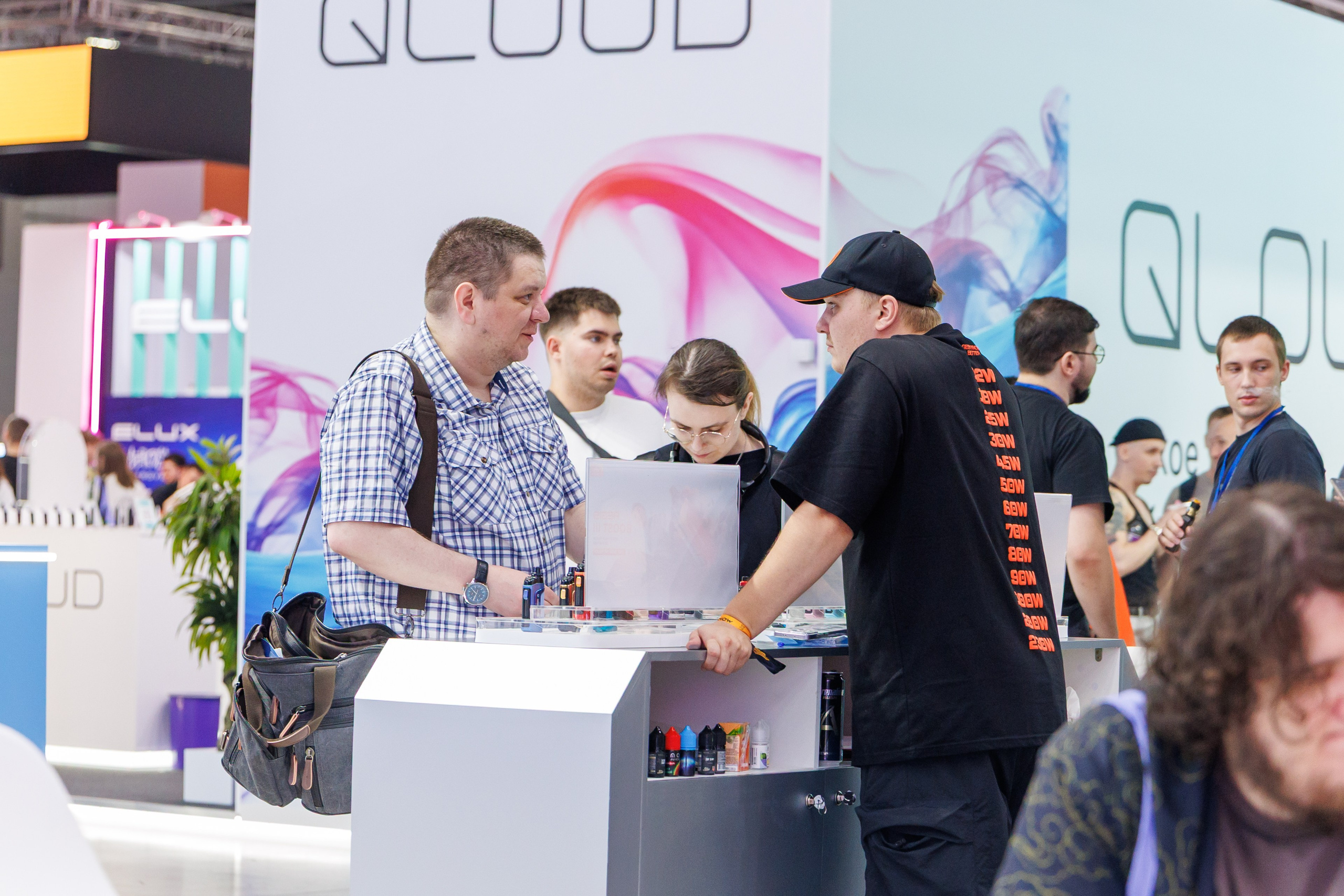 VAPE CLUB SHOW 2026. Фотограф в Москве Дмитрий Емельянов