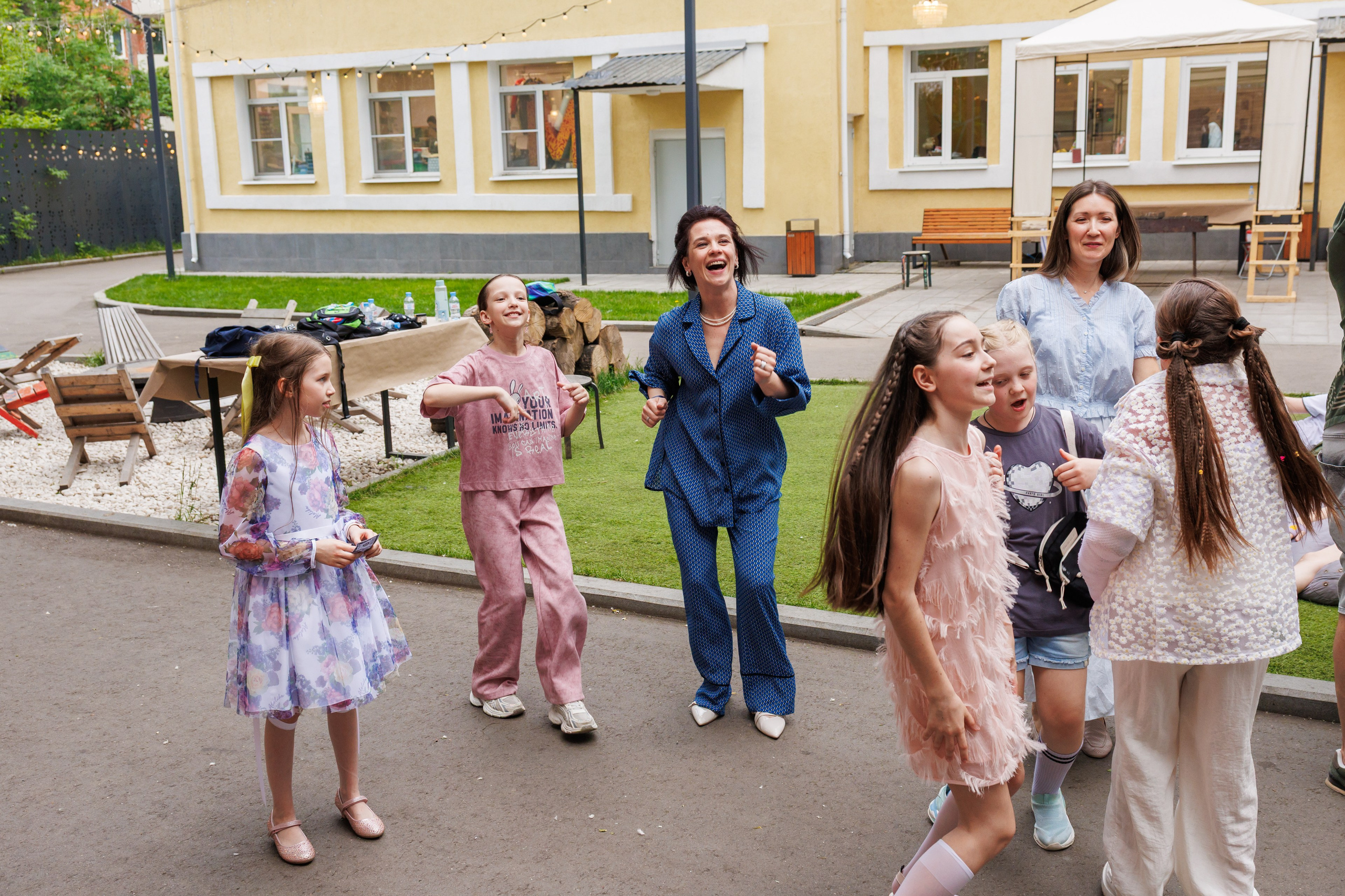 Выпускной 4 класс. Фотограф в Москве Дмитрий Емельянов