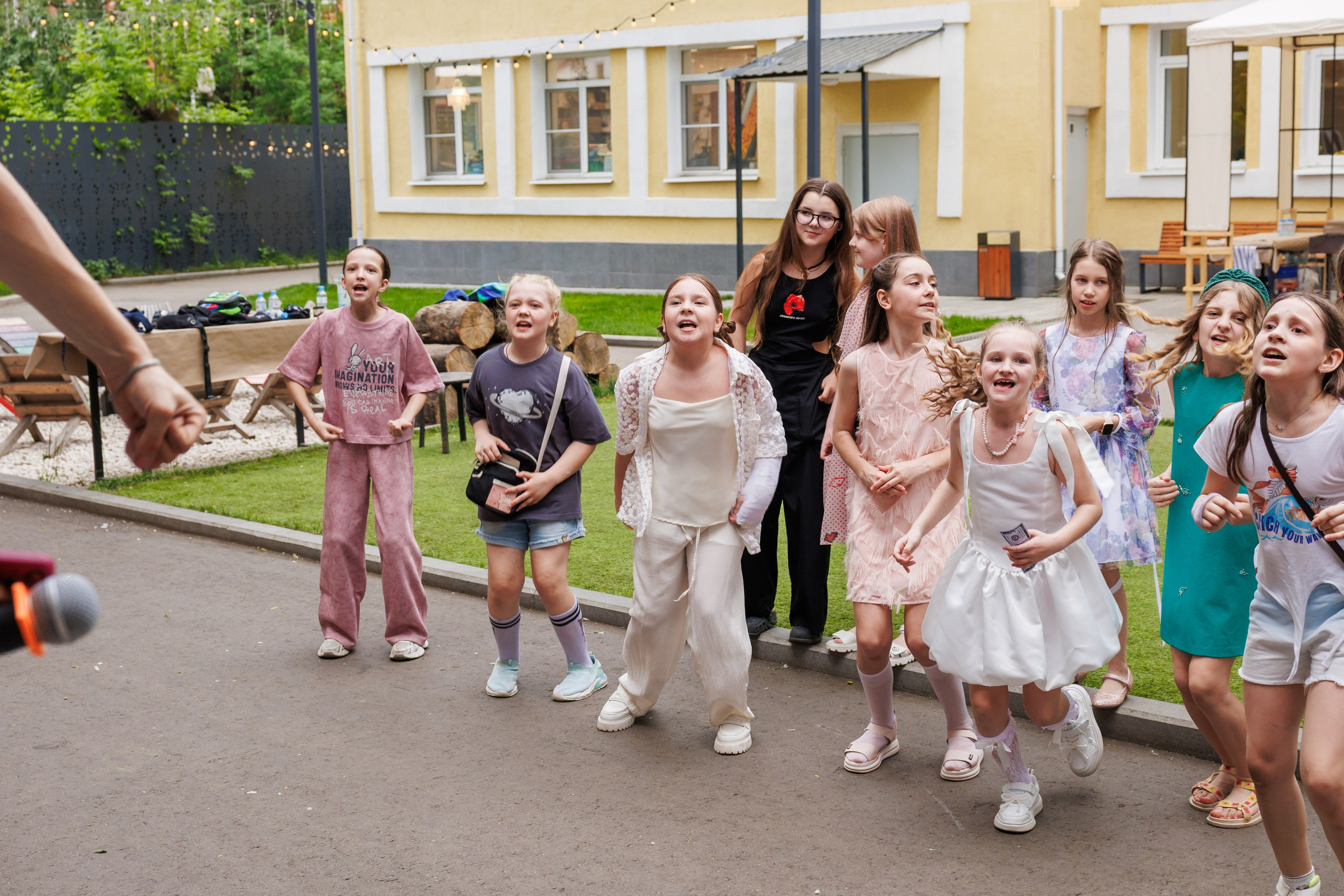 Выпускной 4 класс. Фотограф в Москве Дмитрий Емельянов