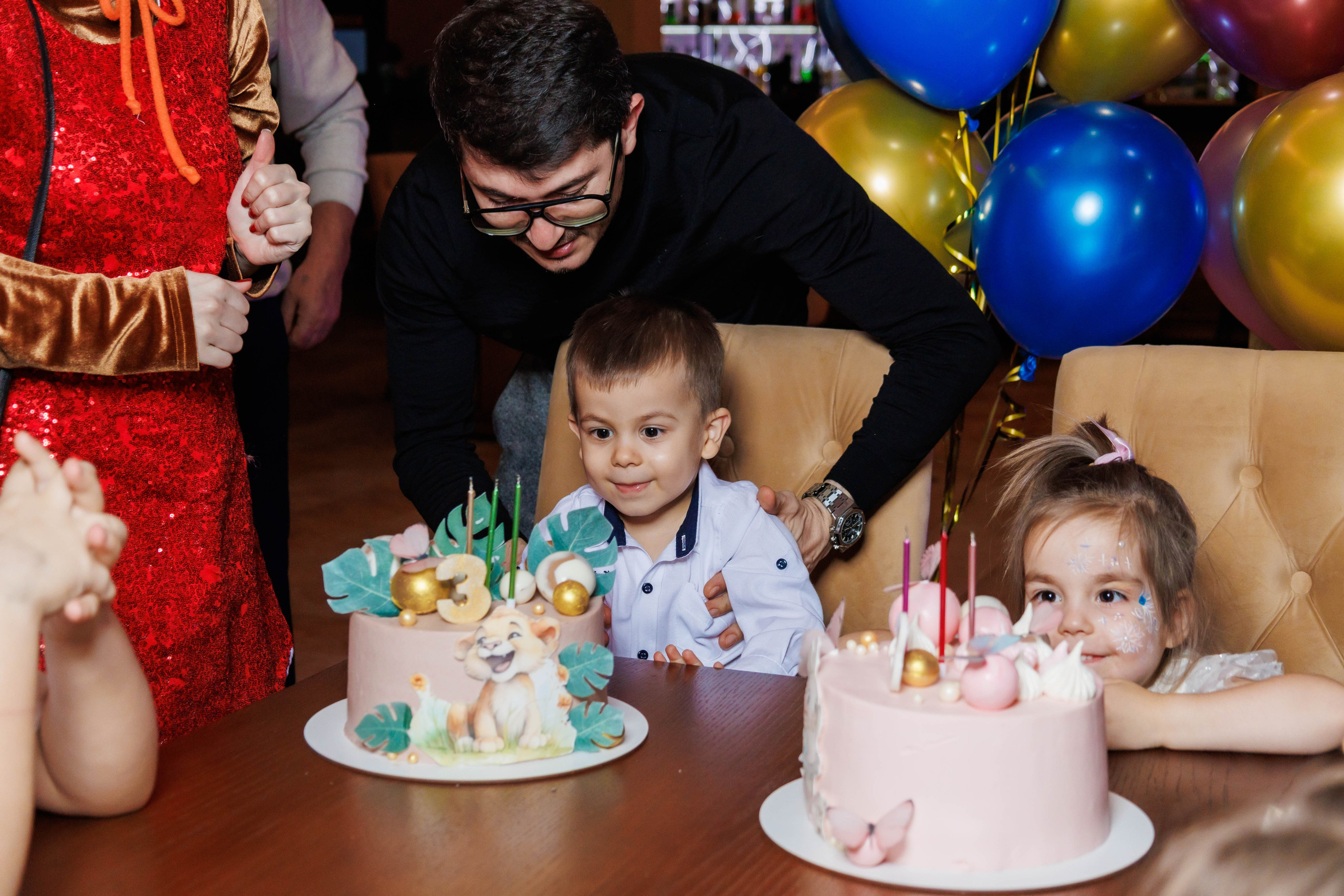 День рождения в ресторане. Фотограф в Москве Дмитрий Емельянов