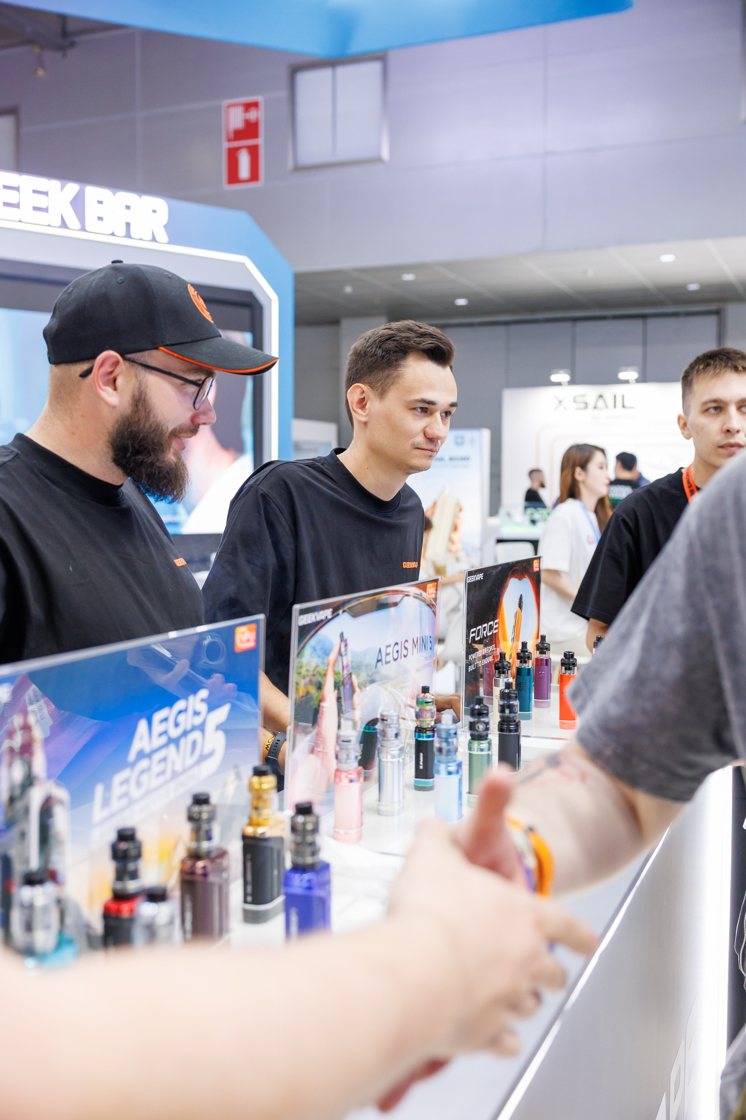 VAPE CLUB SHOW 2026. Фотограф в Москве Дмитрий Емельянов