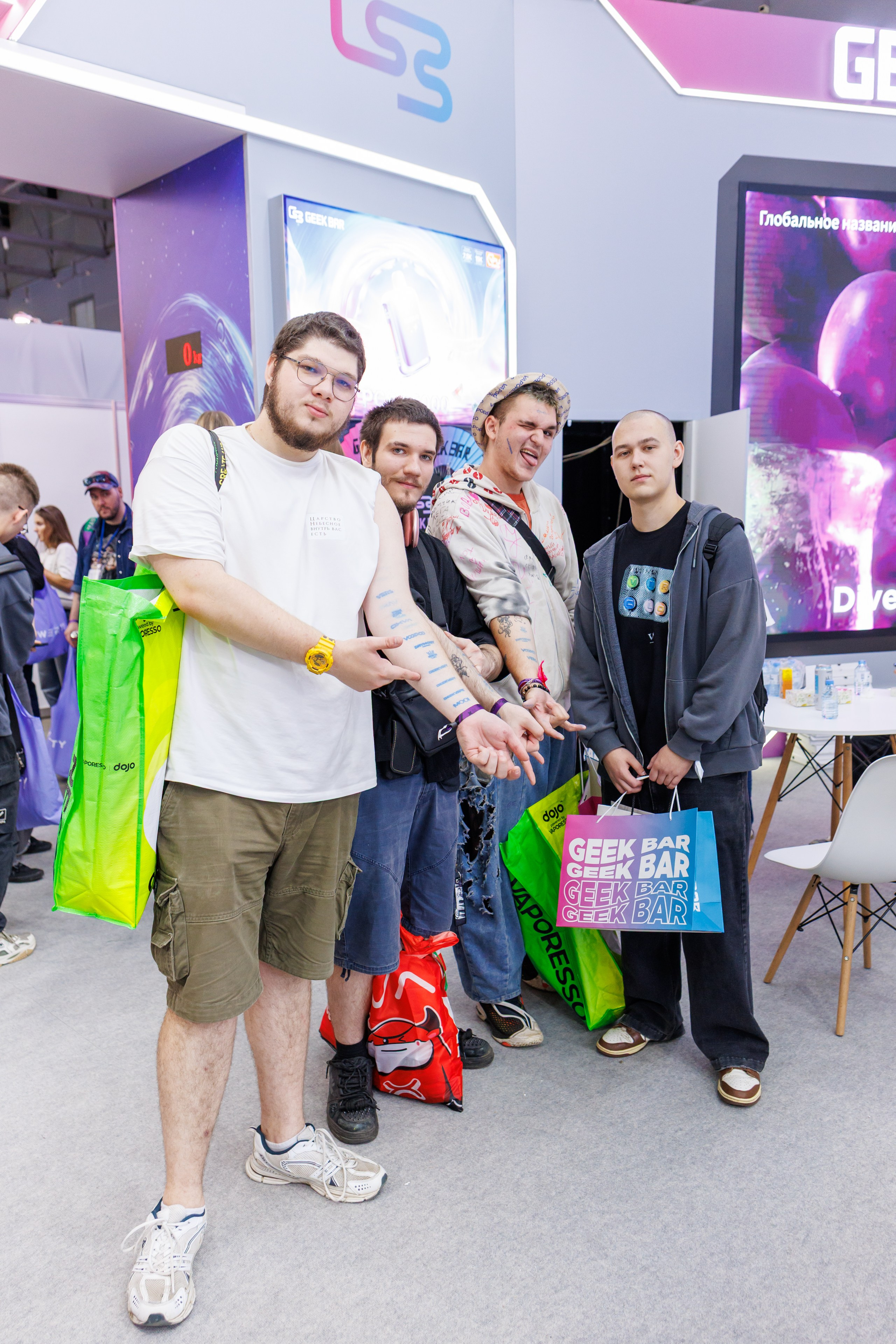 VAPE CLUB SHOW 2026. Фотограф в Москве Дмитрий Емельянов
