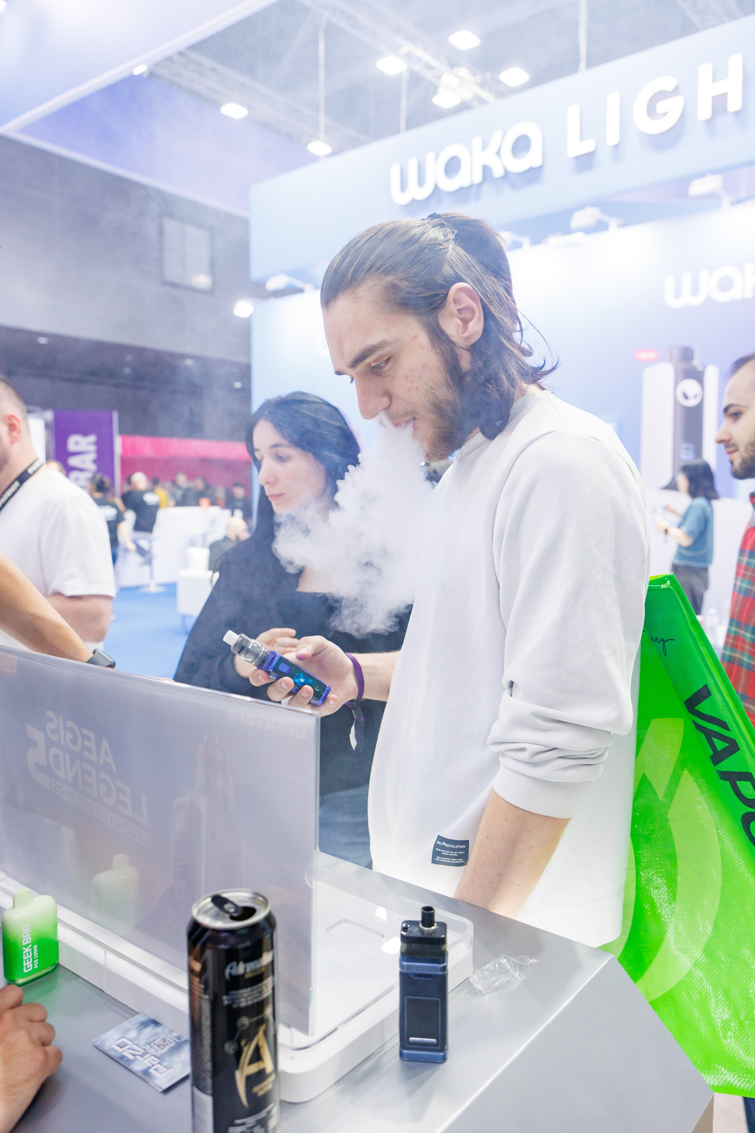 VAPE CLUB SHOW 2026. Фотограф в Москве Дмитрий Емельянов