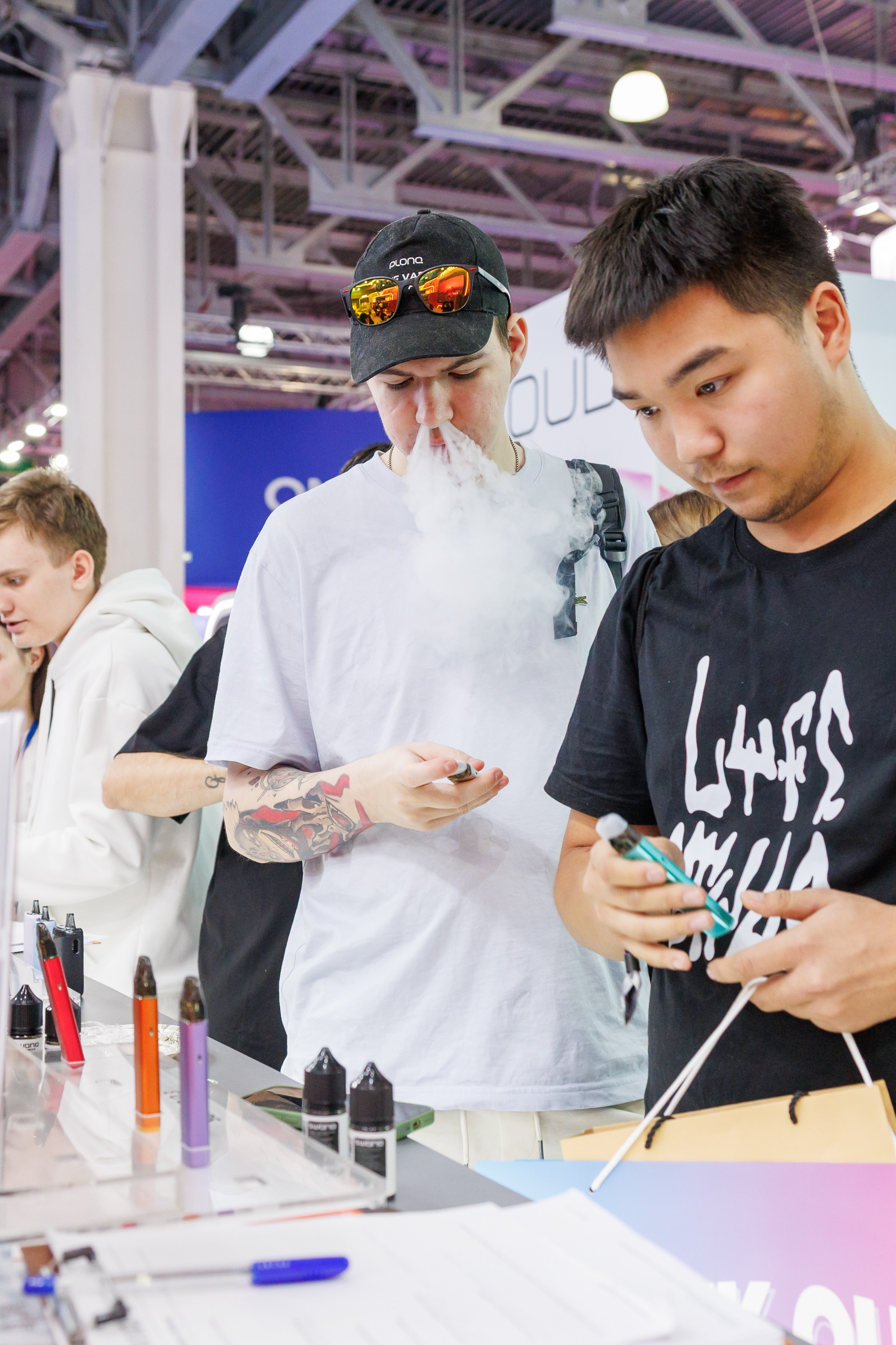 VAPE CLUB SHOW 2026. Фотограф в Москве Дмитрий Емельянов