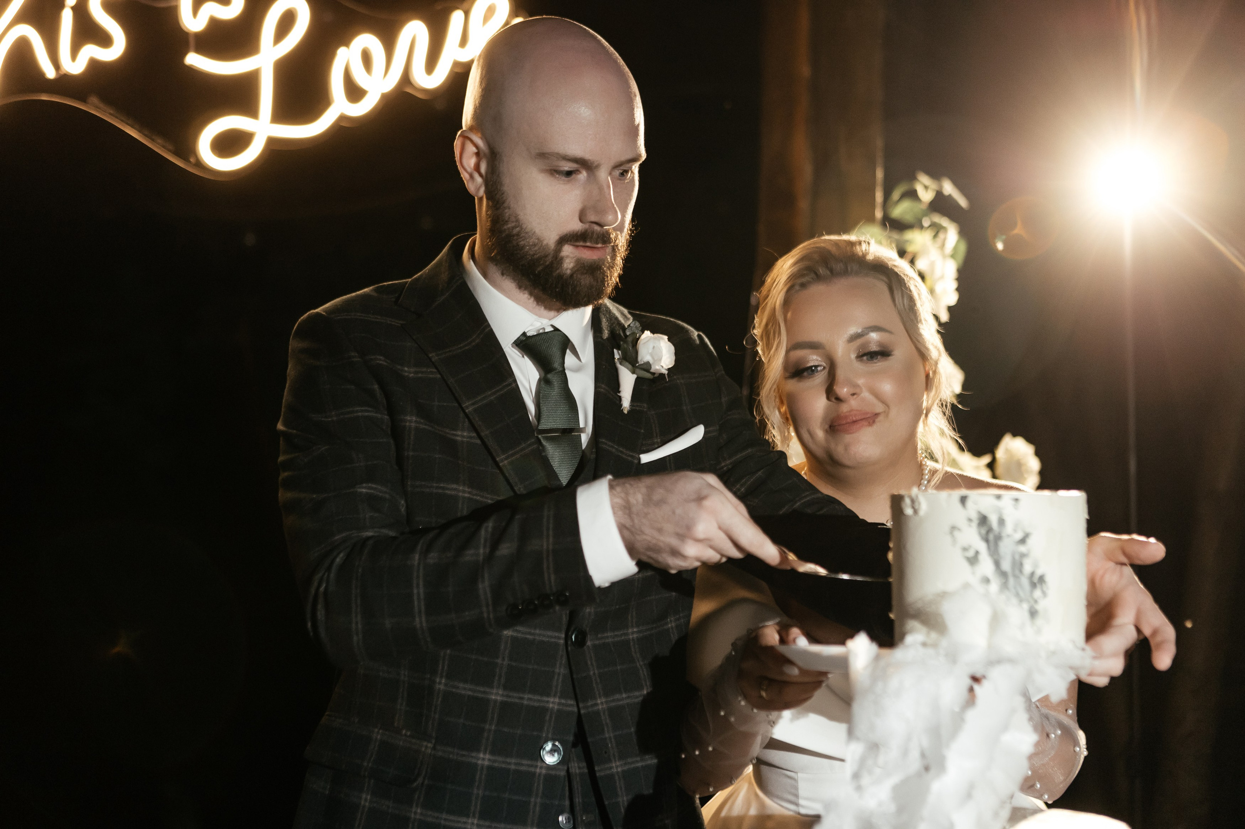 Свадебный фотограф Уфа — Руслан ГабдлисламовЖивые эмоции, красивые кадры, воспоминания на всю жизнь.Работаю по всей Республике Башкортоста. Свадебный фотограф Уфа Руслан Габдлисламов