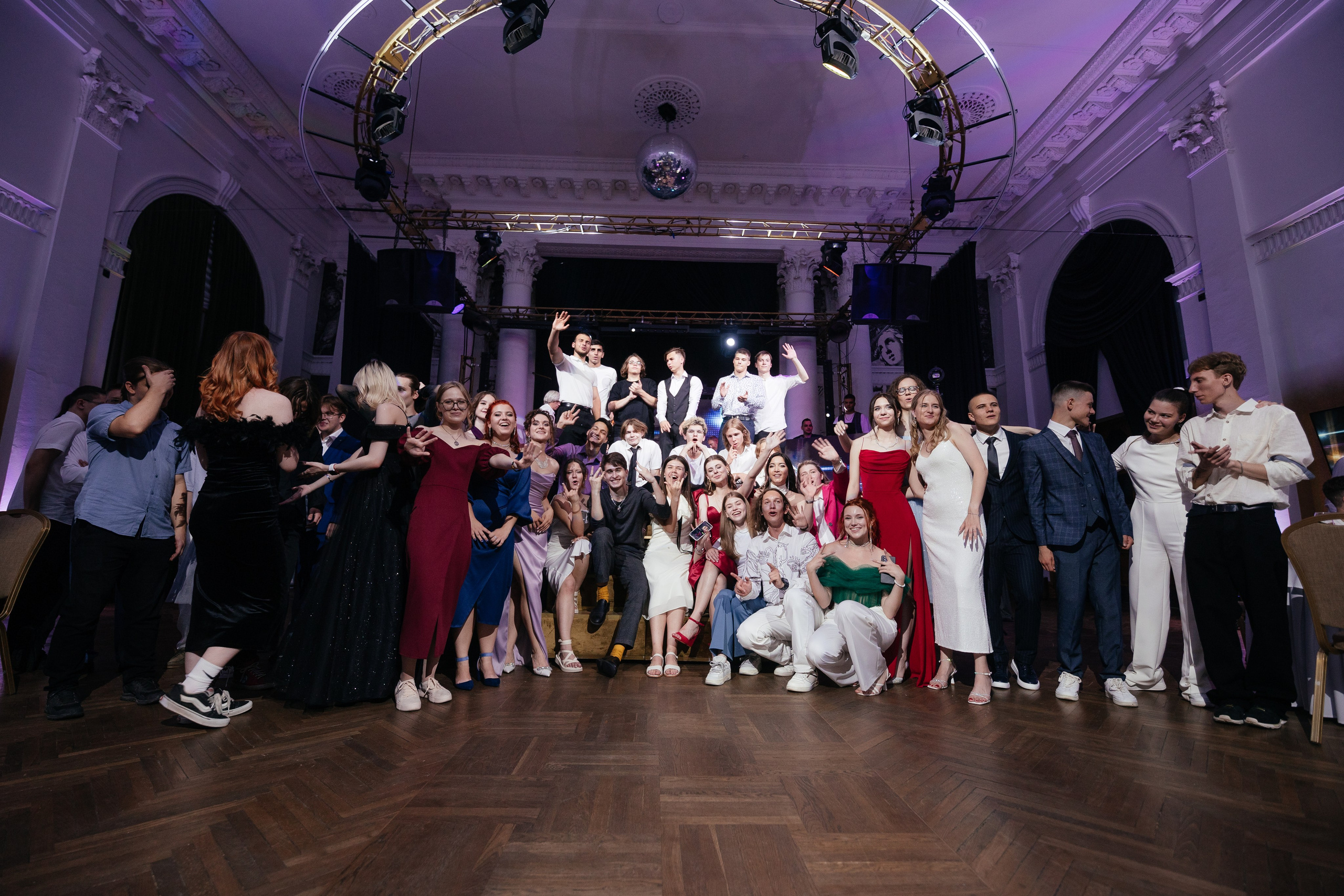 Выпускной 11 класс. Фотограф Крохин Олег