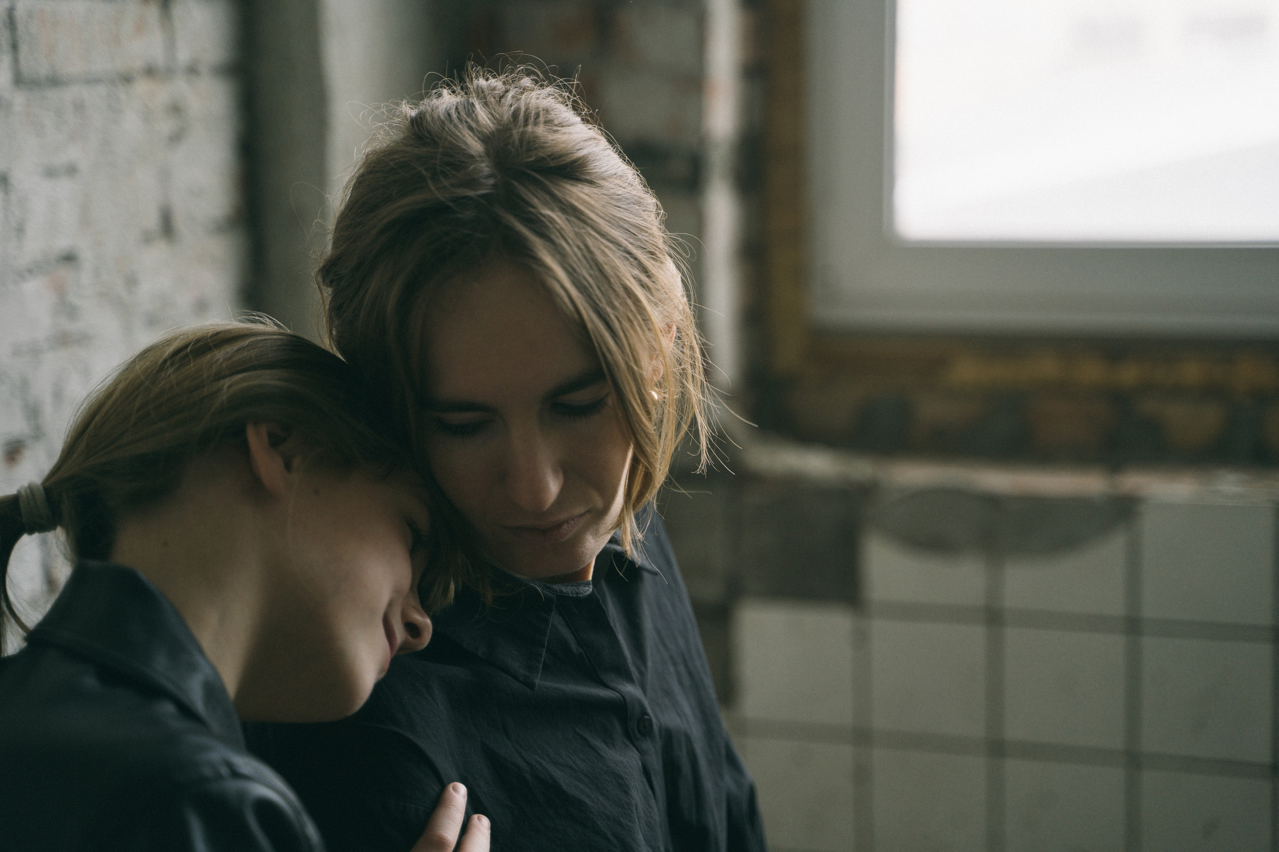 Margarita and Dunya in a «decadence» mood. Photographer and videographer Valeria Lisauske