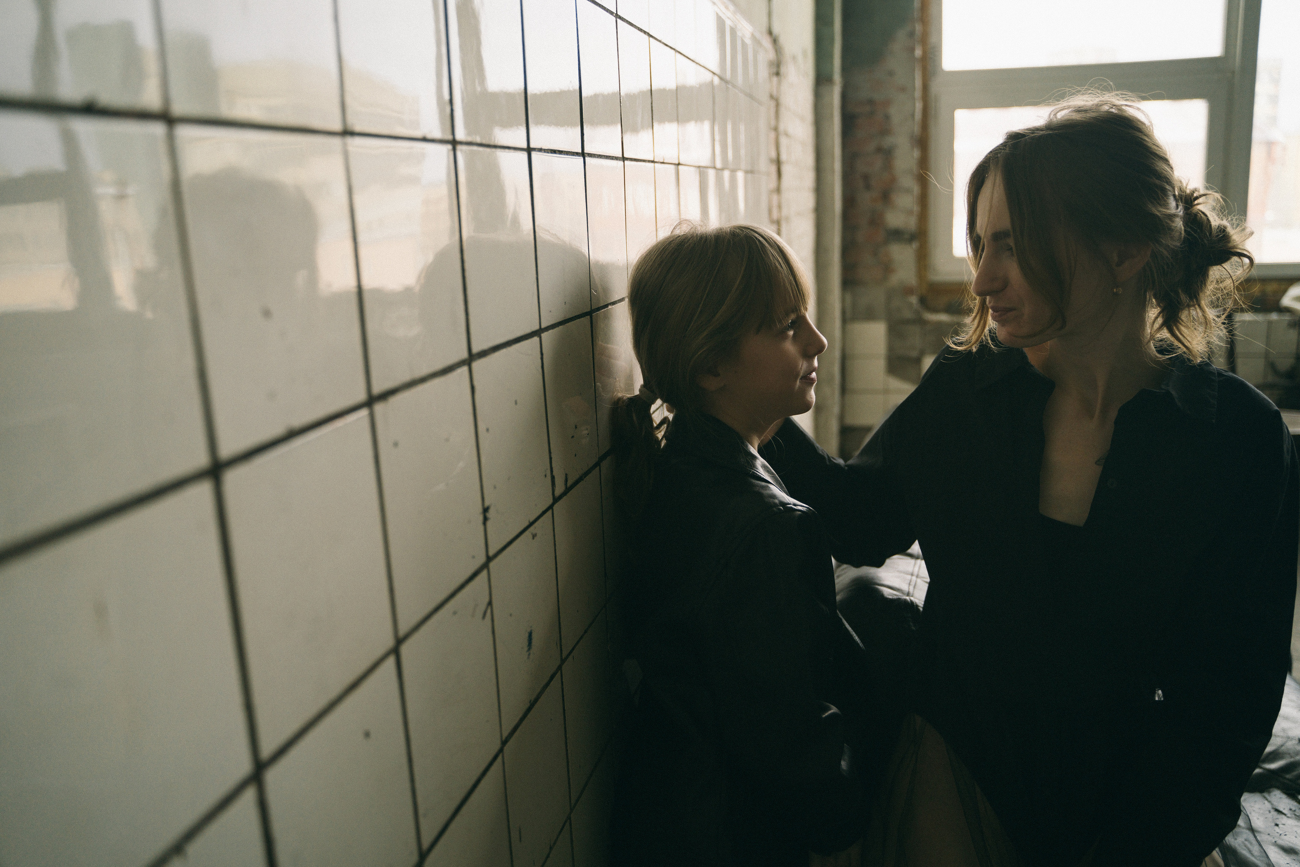 Margarita and Dunya in a «decadence» mood. Photographer and videographer Valeria Lisauske