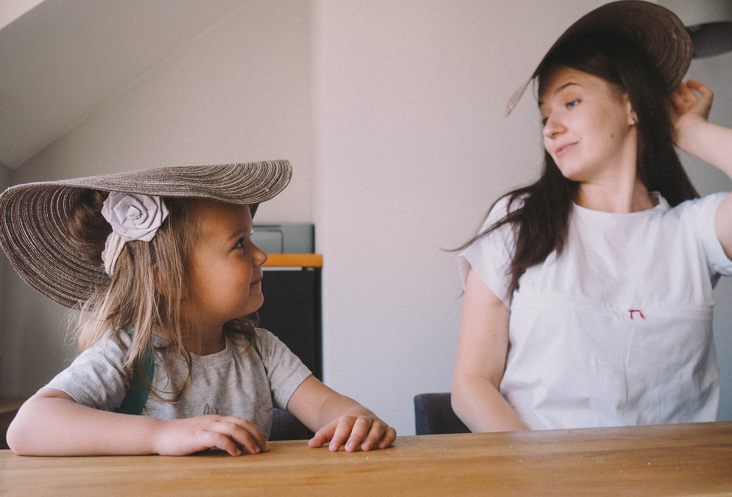 The wild family world of Vary and Ko. Photographer and videographer Valeria Lisauske