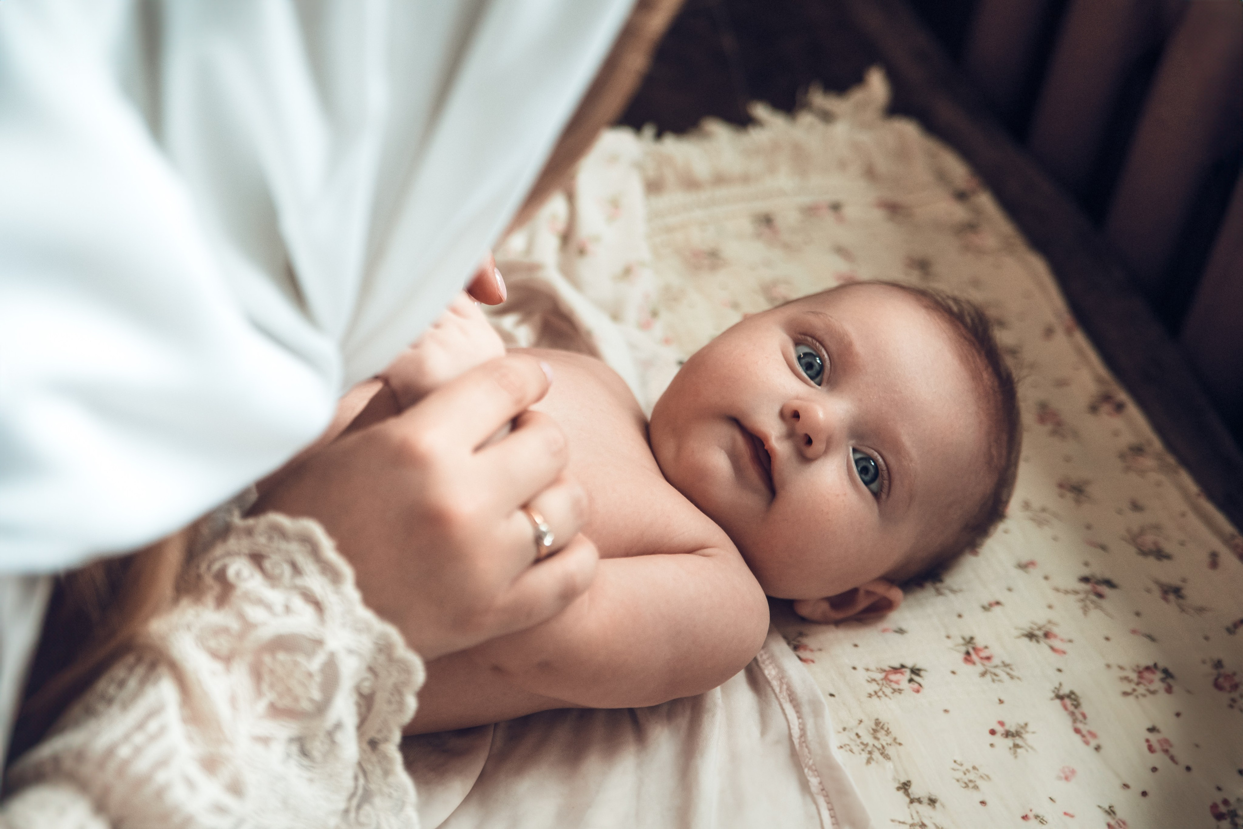 Крещение Василисы. Семейный фотограф в Калуге Ирина Ушакова. Фотограф на роды