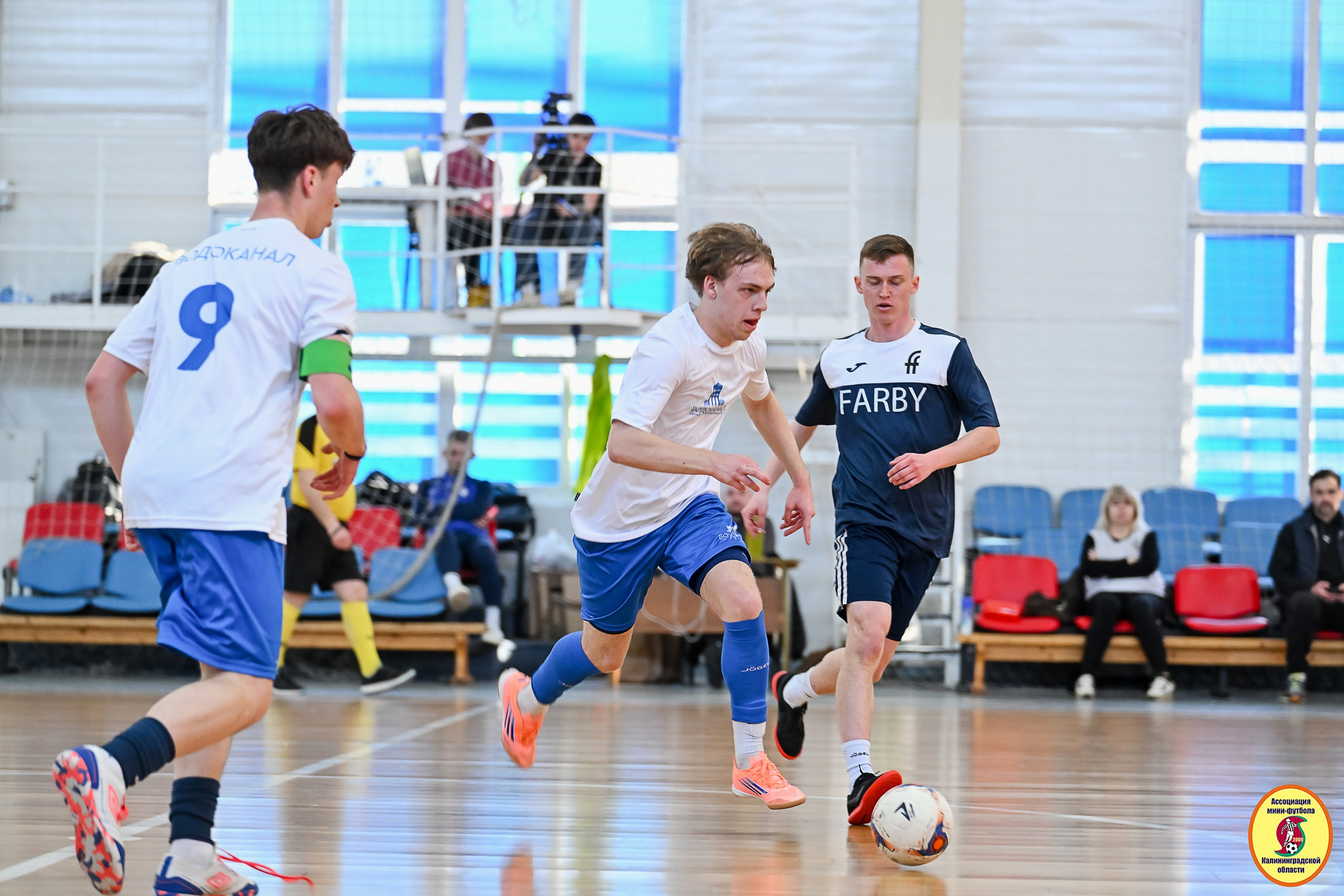 Корпоративная Бизнес Лига по футзалу — Весна 2026. VIBECITY.RU Вайб Сити Ру Фоторепортажи Фотоотчеты Калининград