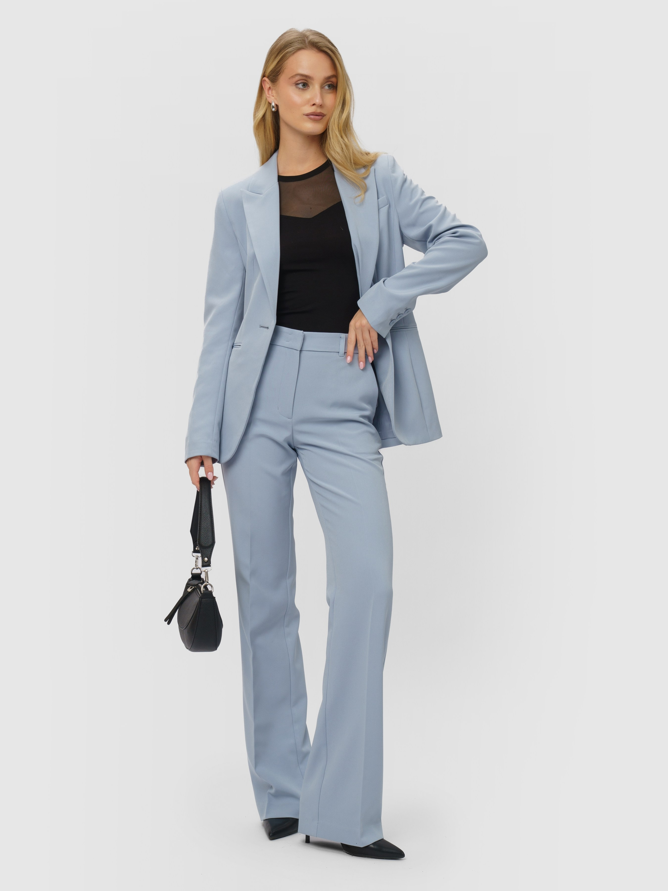 Яна, 42-44 р-р, рост 175. KED Production — продакшн из СПб. Создаём фото, видео и контент, который помогает брендам и селлерам продавать больше