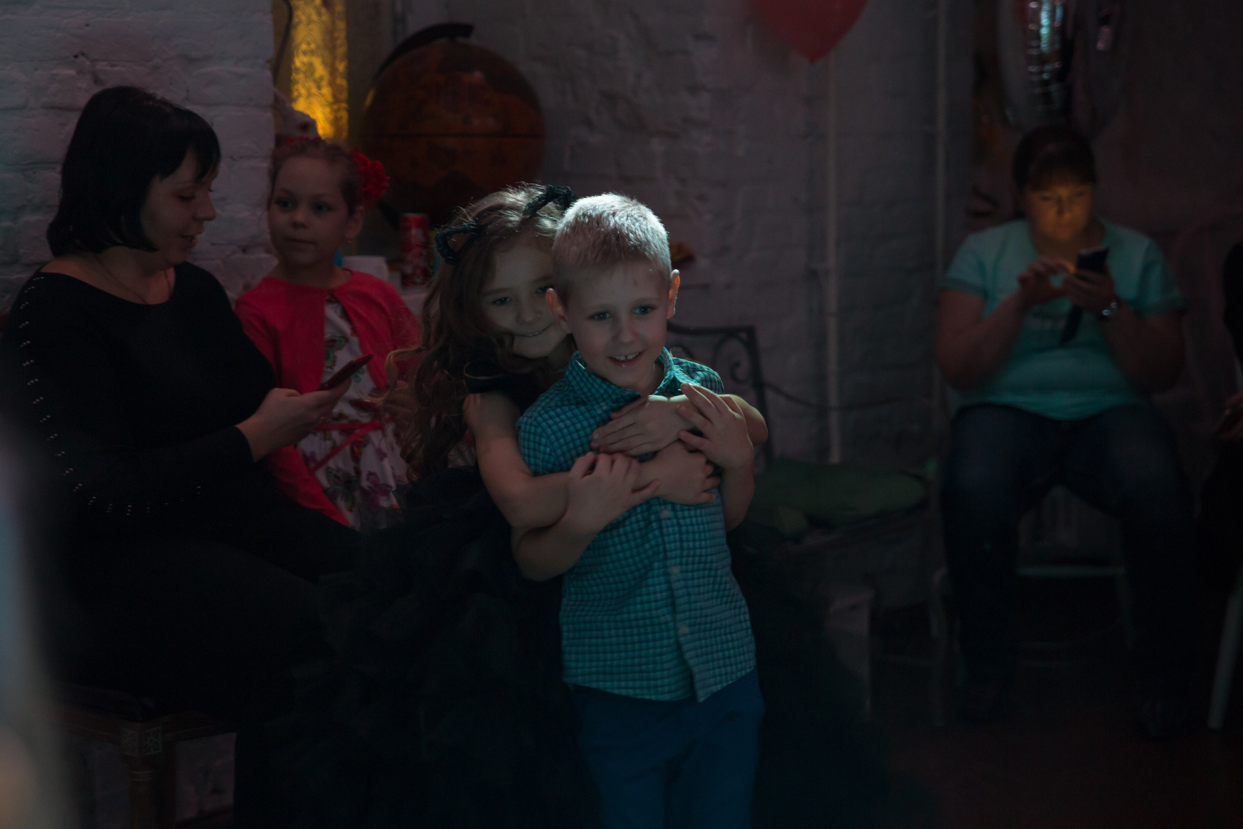 В домике Алисы. Мире 6 лет. Семейный и школьный фотограф в Москве Анна Ткач