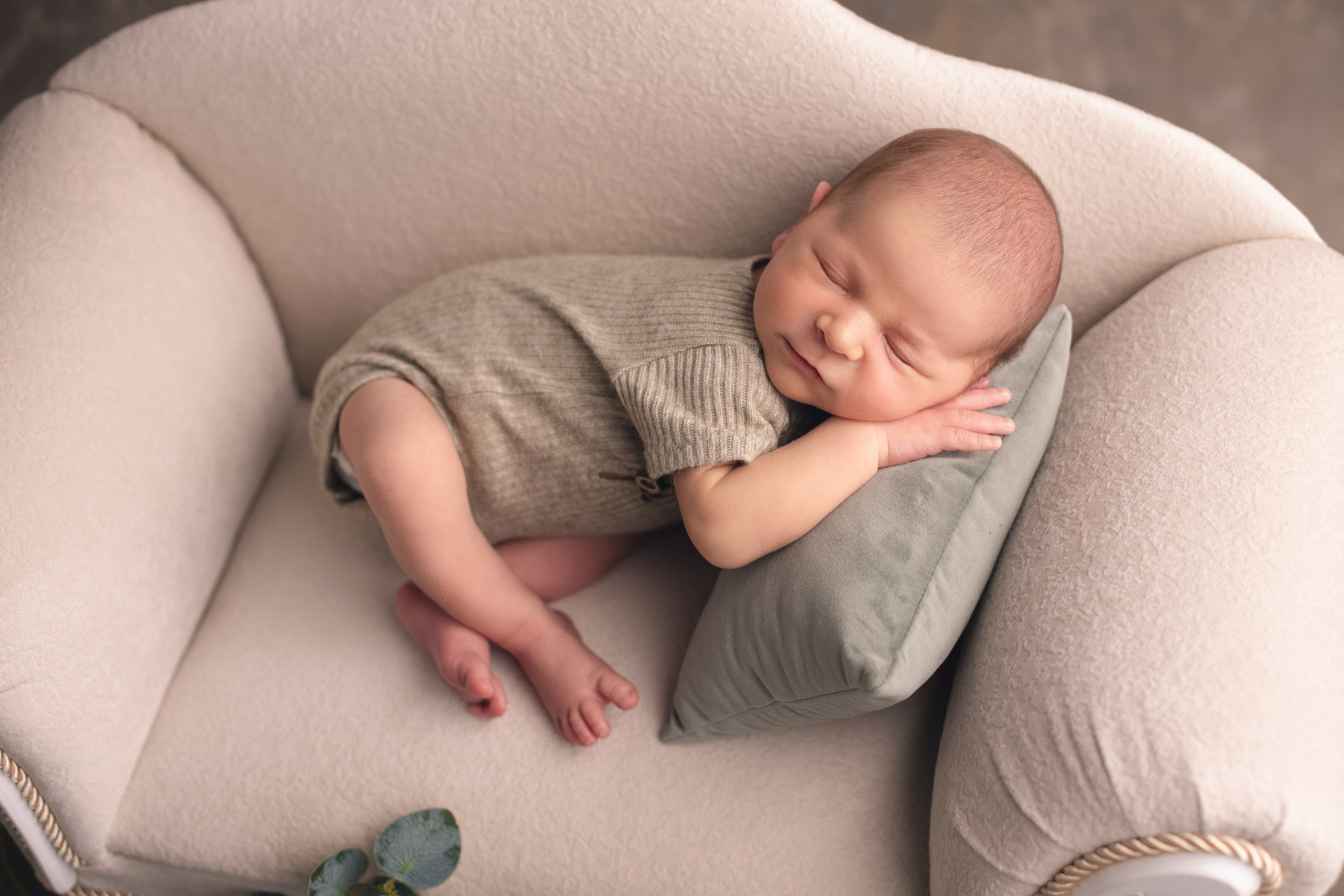 Владик. Фотограф новорожденных в г. Россошь Виктория Нечепуренко