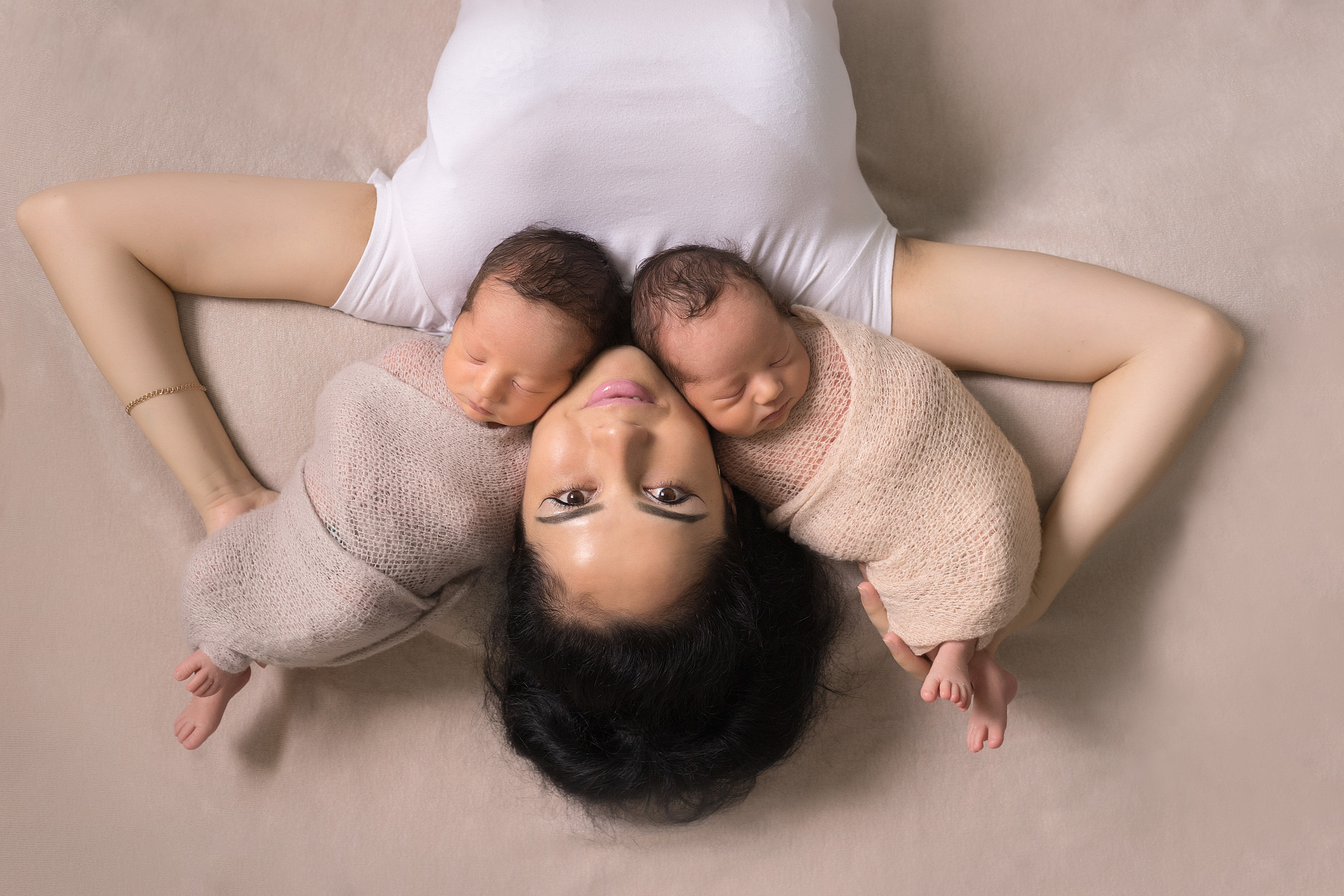 Новорожденные. Фотограф в Новосибирске